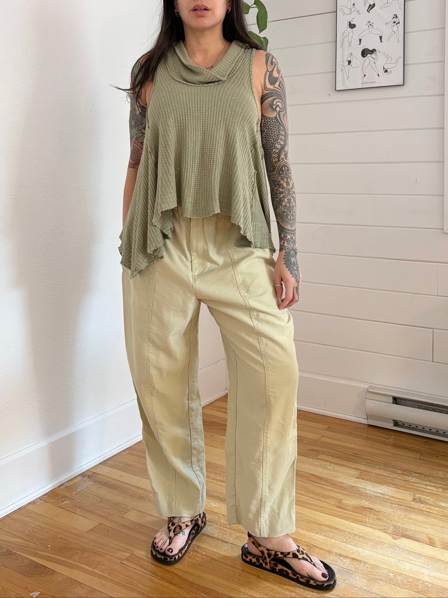 Free People swing it cowl neck tank top XS/S