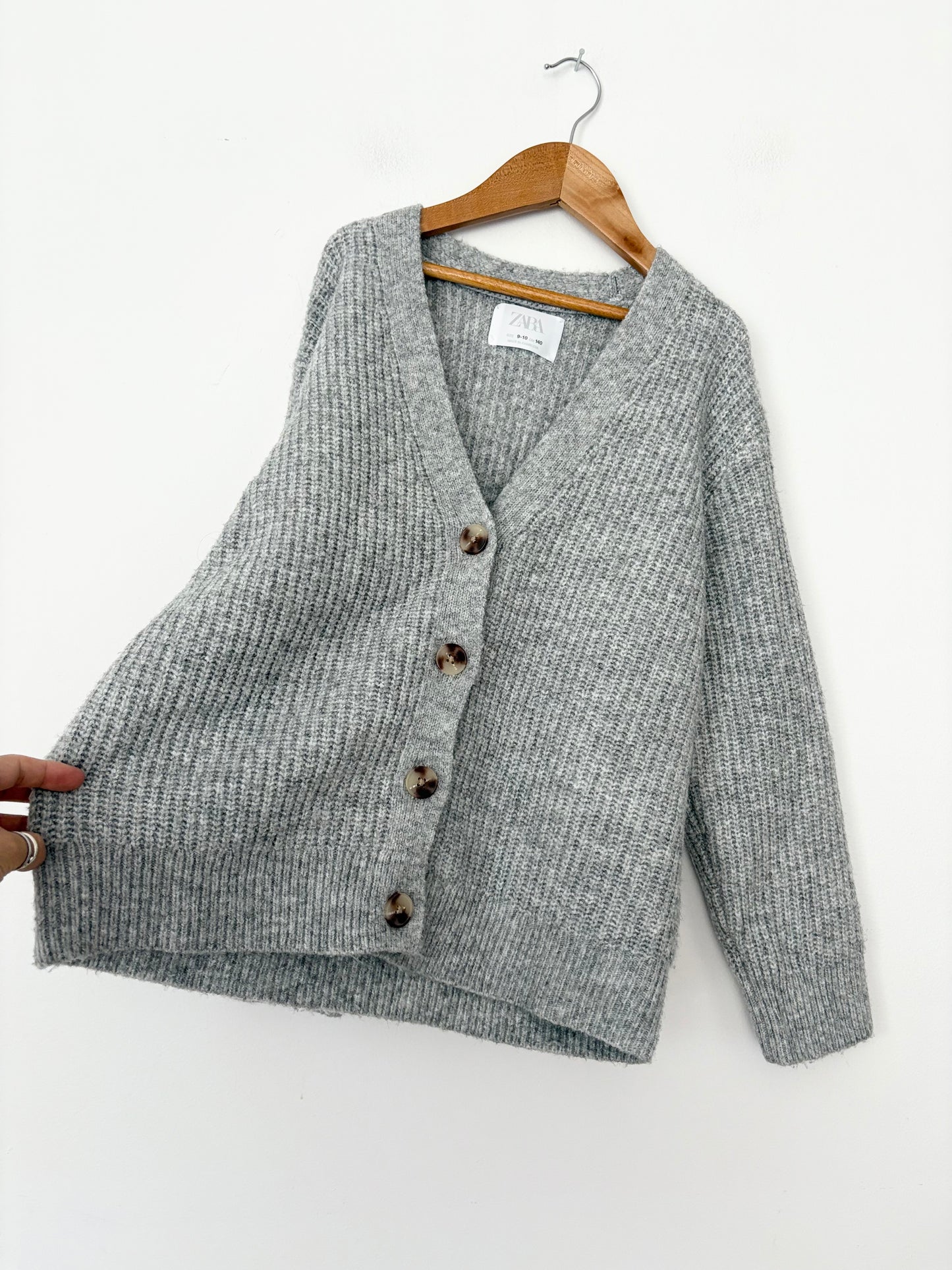 Zara knit cardigan 9-10Y