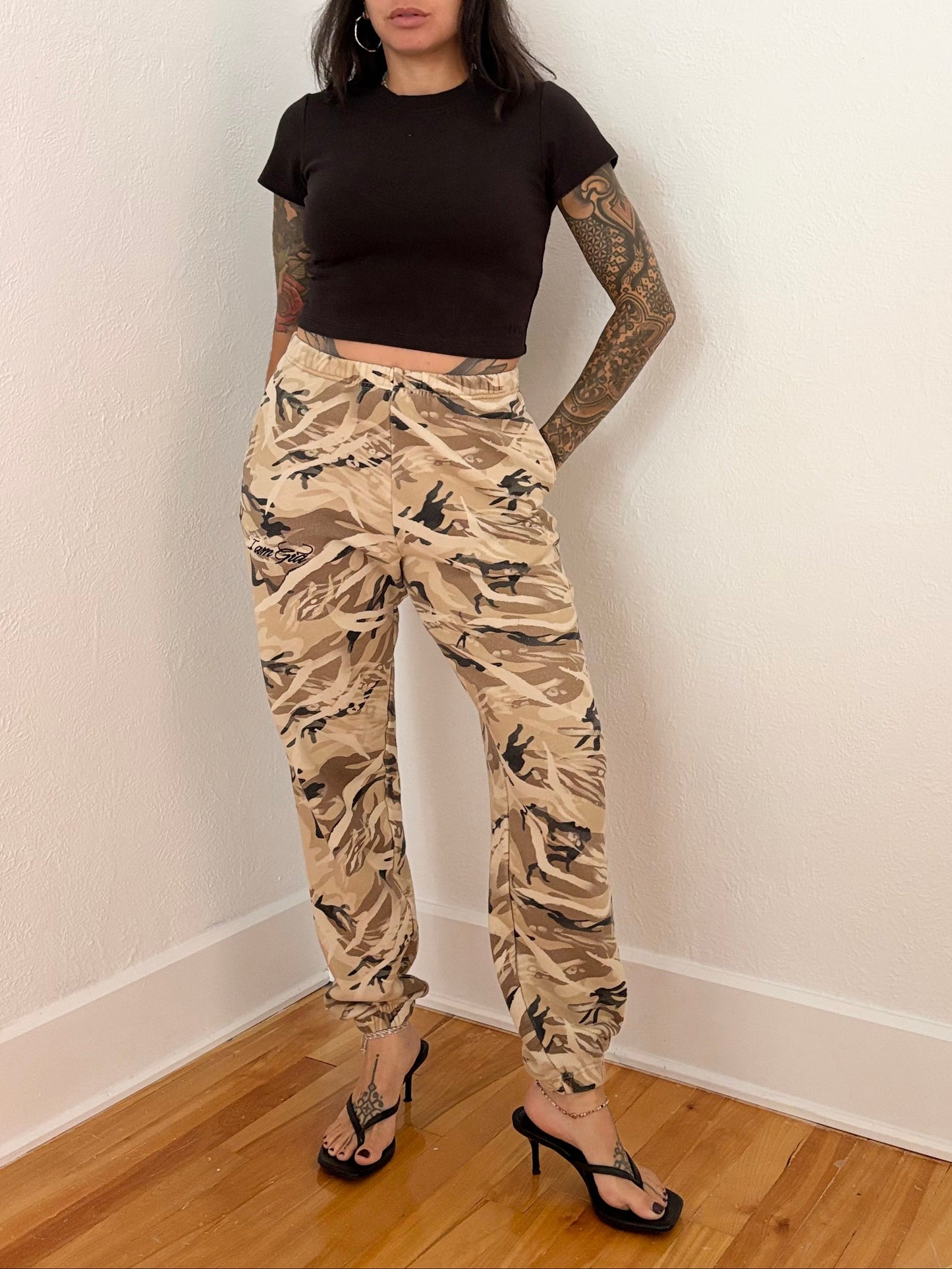IVL collective heavyweight cropped tee Medium