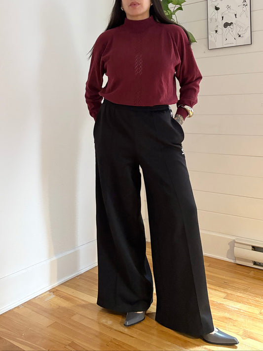 Vintage Ca va de soi burgundy sweater Medium