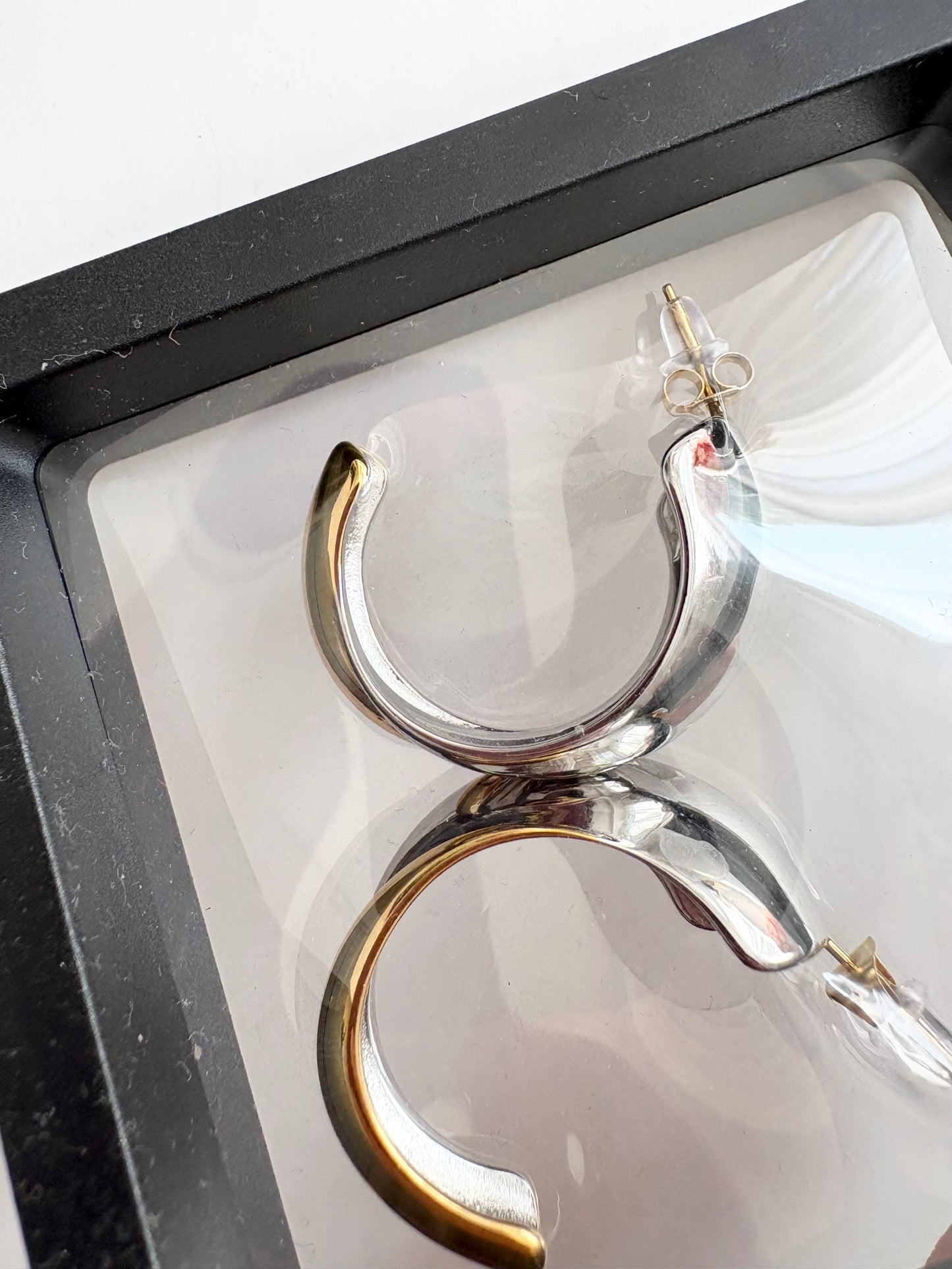 8 other reasons two tone hoops