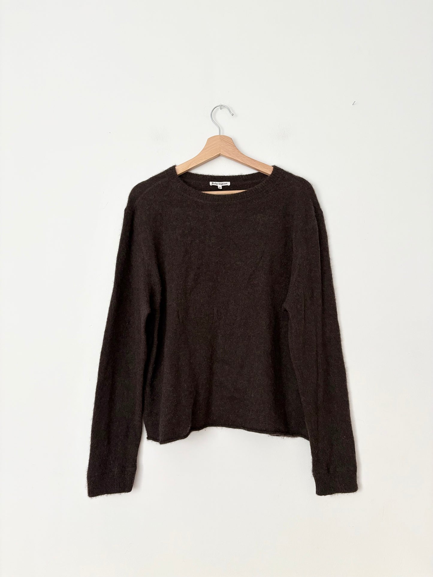 Reformation cashmere boyfriend sweater Large