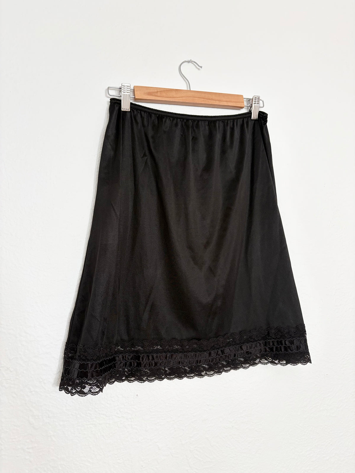 Jupe midi vintage avec bordure en dentelle M/L
