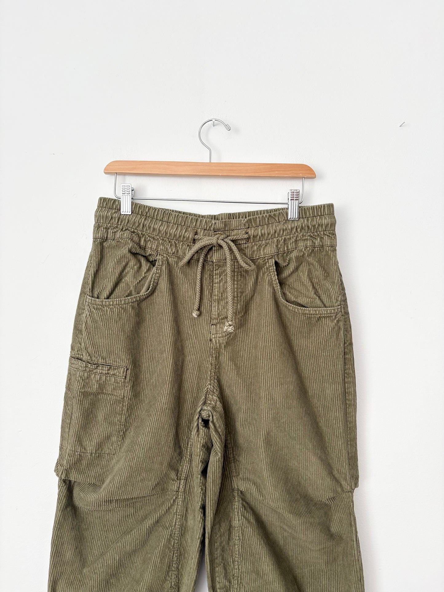 Jean en velours côtelé Free People Modern Love à enfiler, taille XS/S