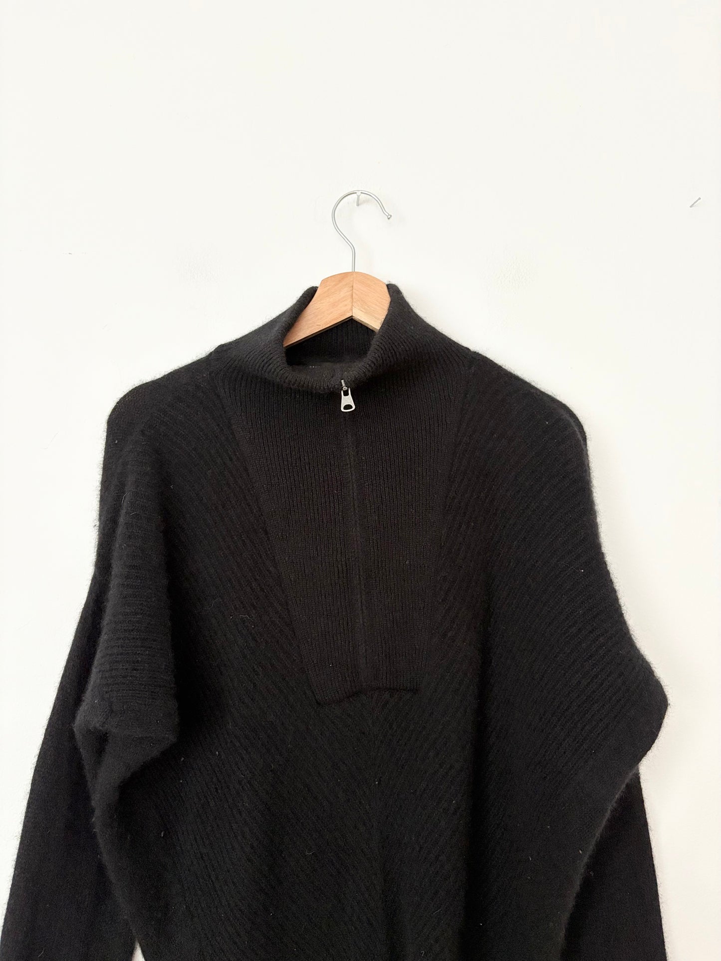 Saks Fifth Ave quarter zip cashmere sweater Medium
