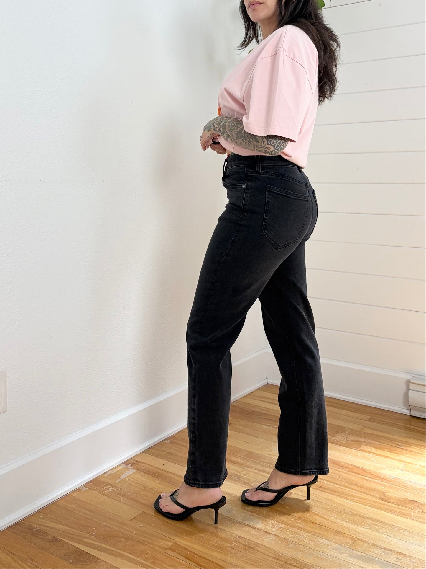 Denim forum black Arlo high rise straight jeans W28/29