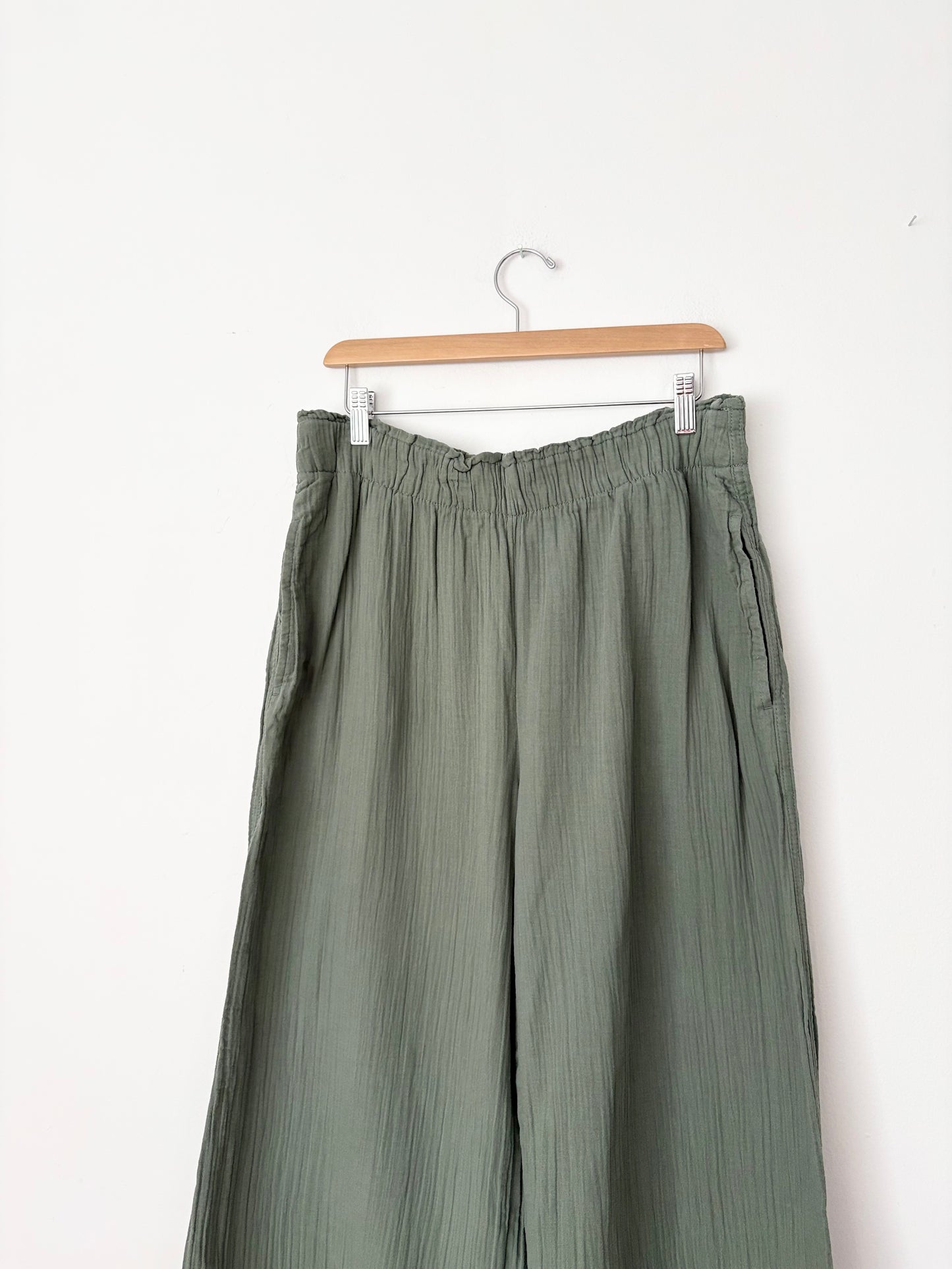 GAP Gauze wide leg laurel pants Large