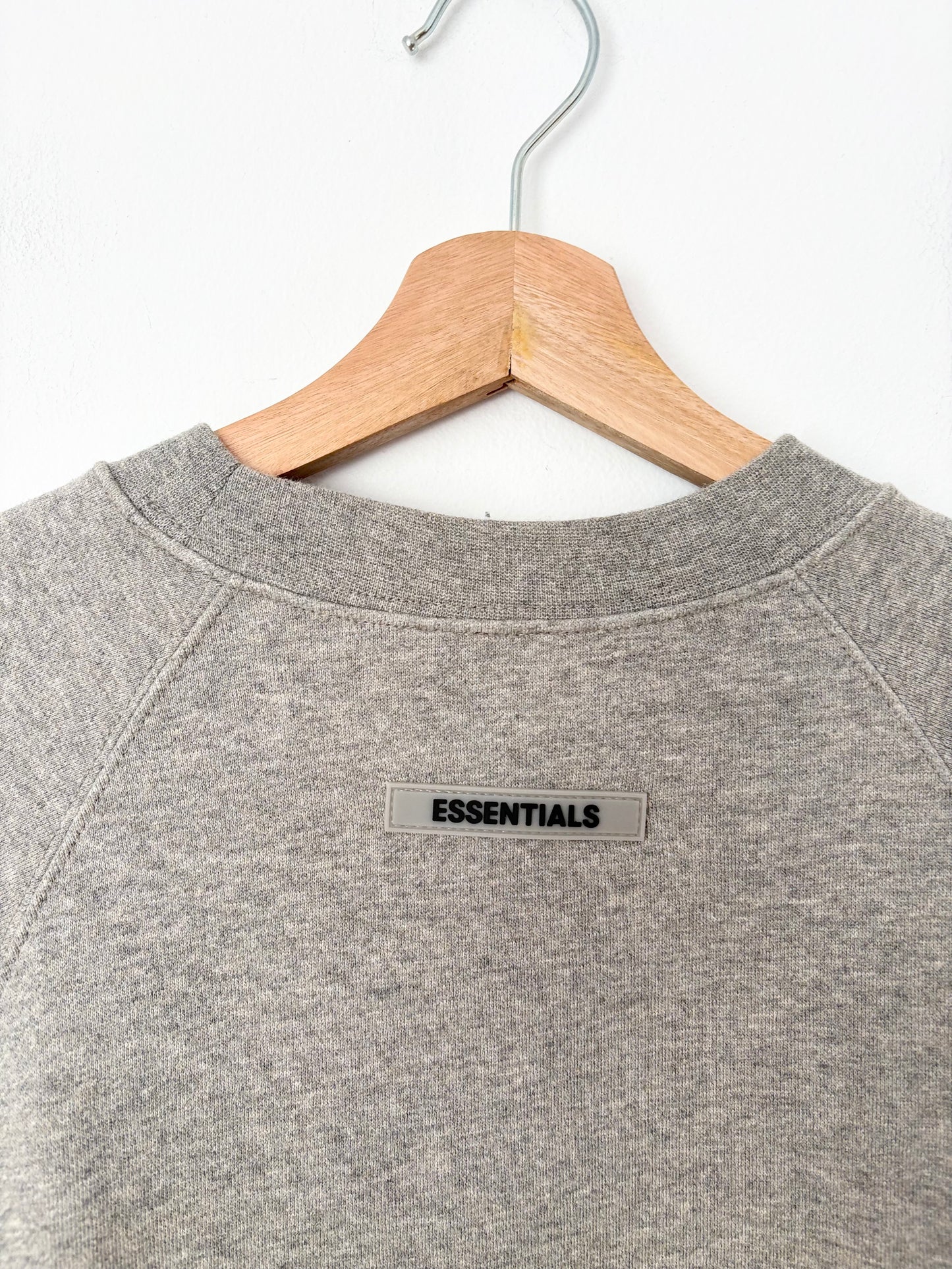 Fear of God Essentials Signature logo crewneck XS-M