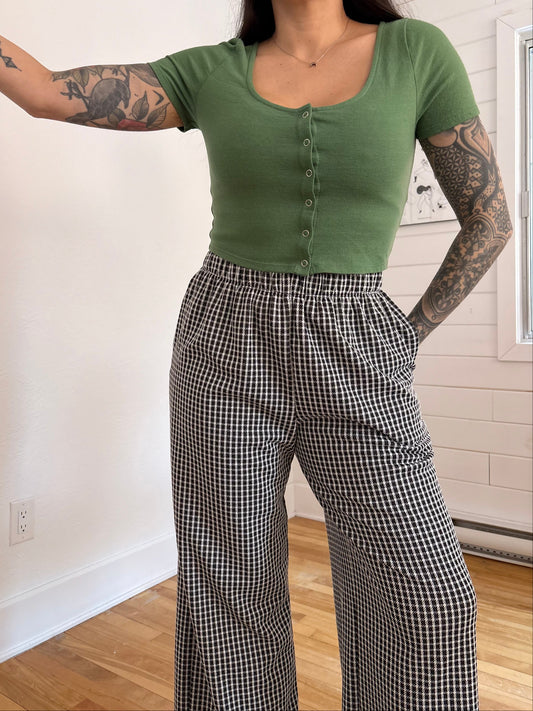 Haut court vert à boutons Urban Renewal, taille M