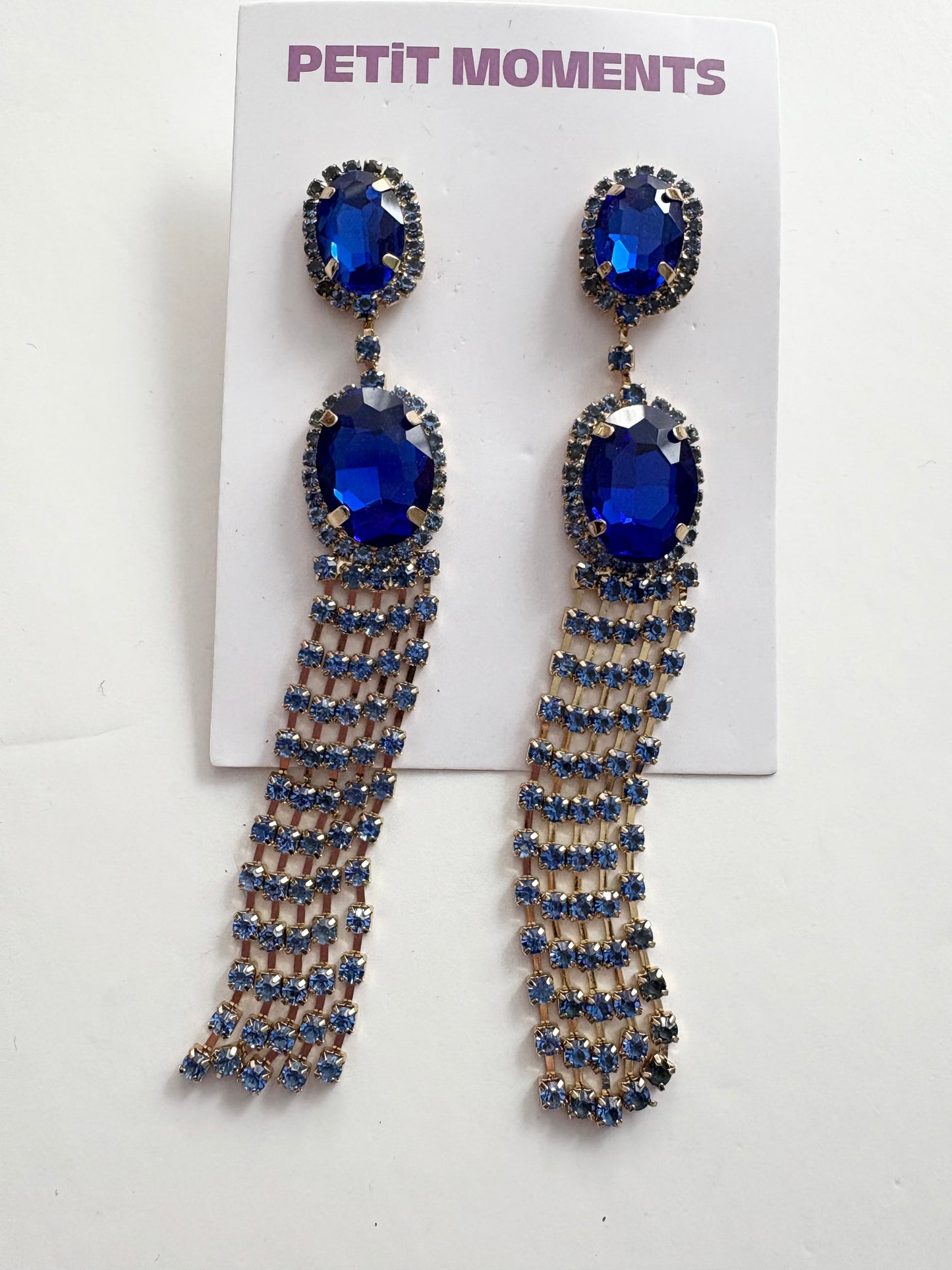 Boucles d'oreilles pendantes Petits Moments Wolf bleu saphir