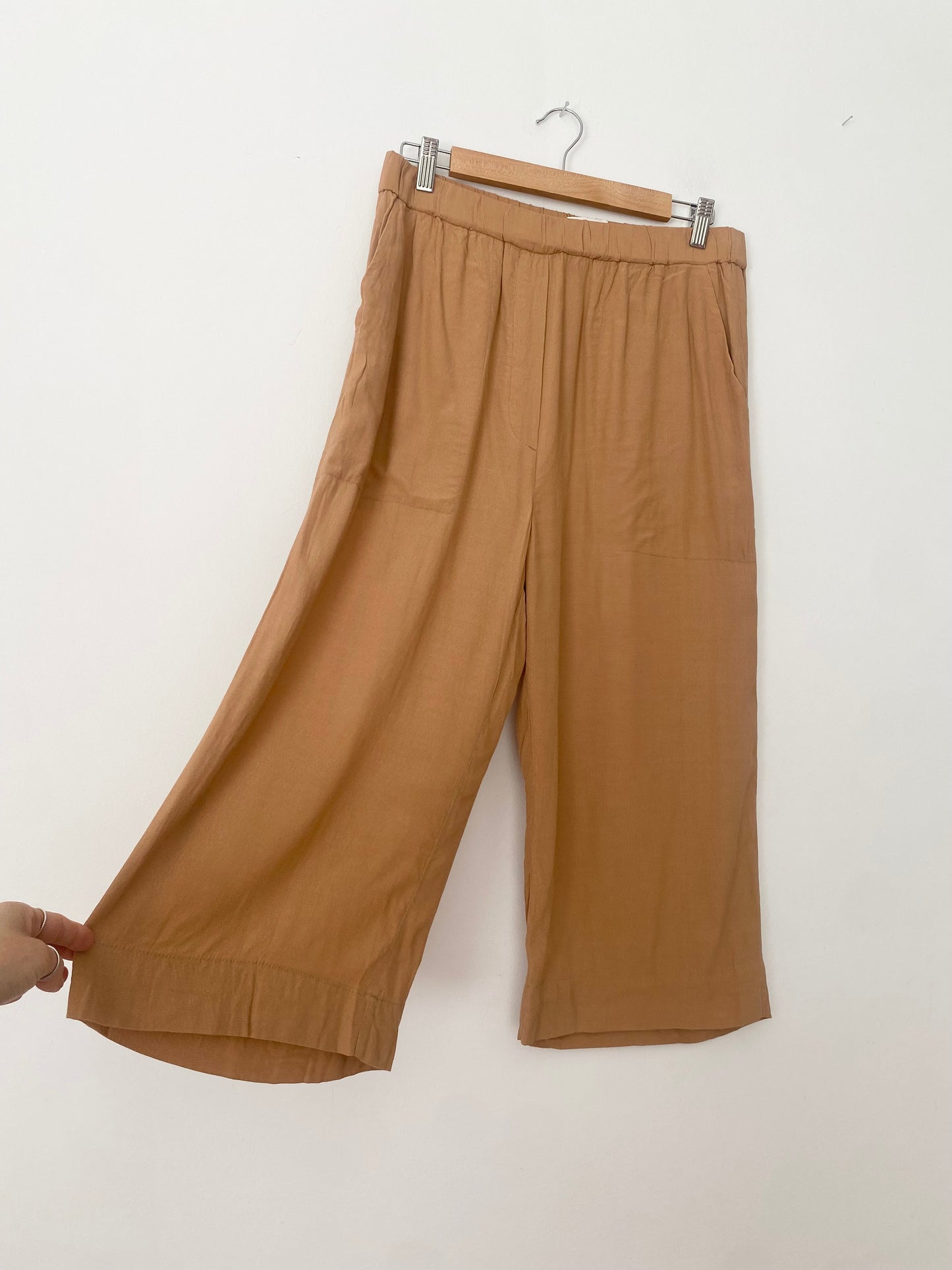 Wilfred wide leg crop pants M/L