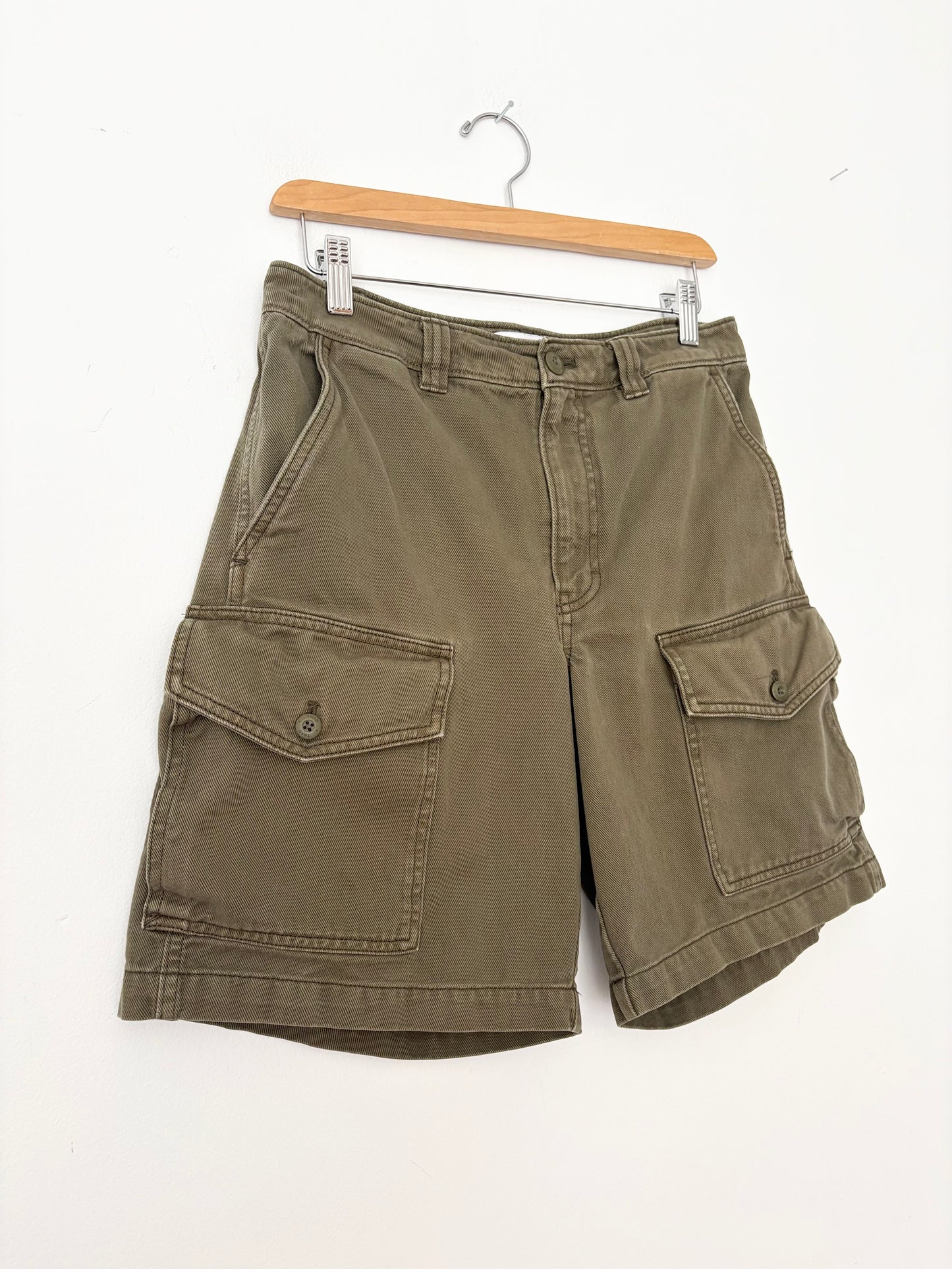TNA troop cargo shorts W28
