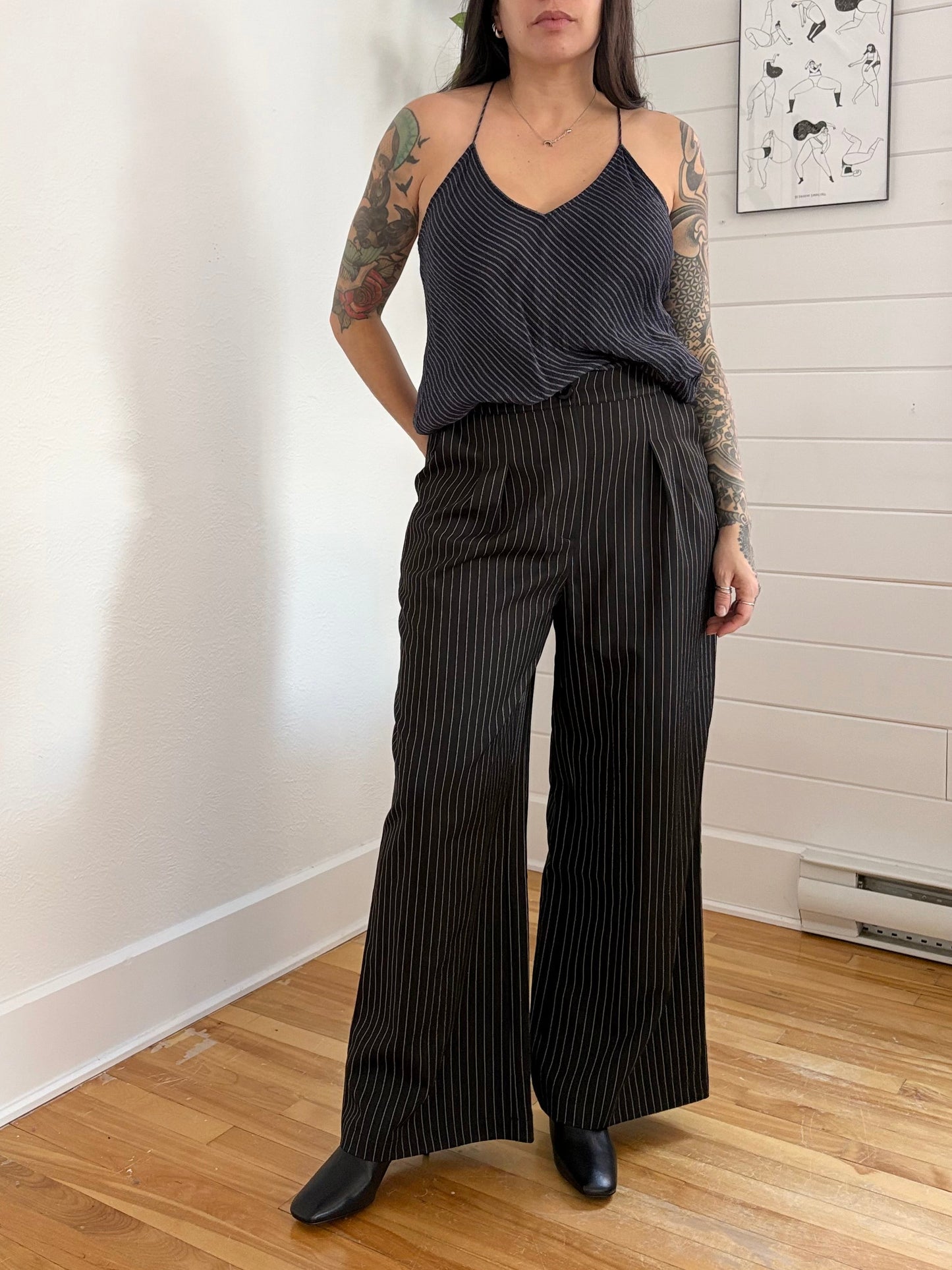 Theory draped back silk tank top Large