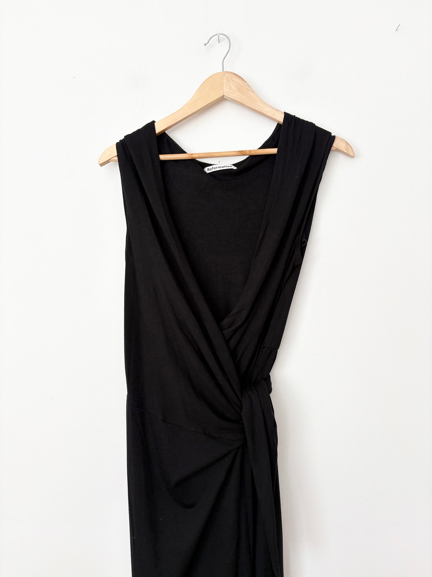 Robe midi portefeuille Reformation Sage Grande