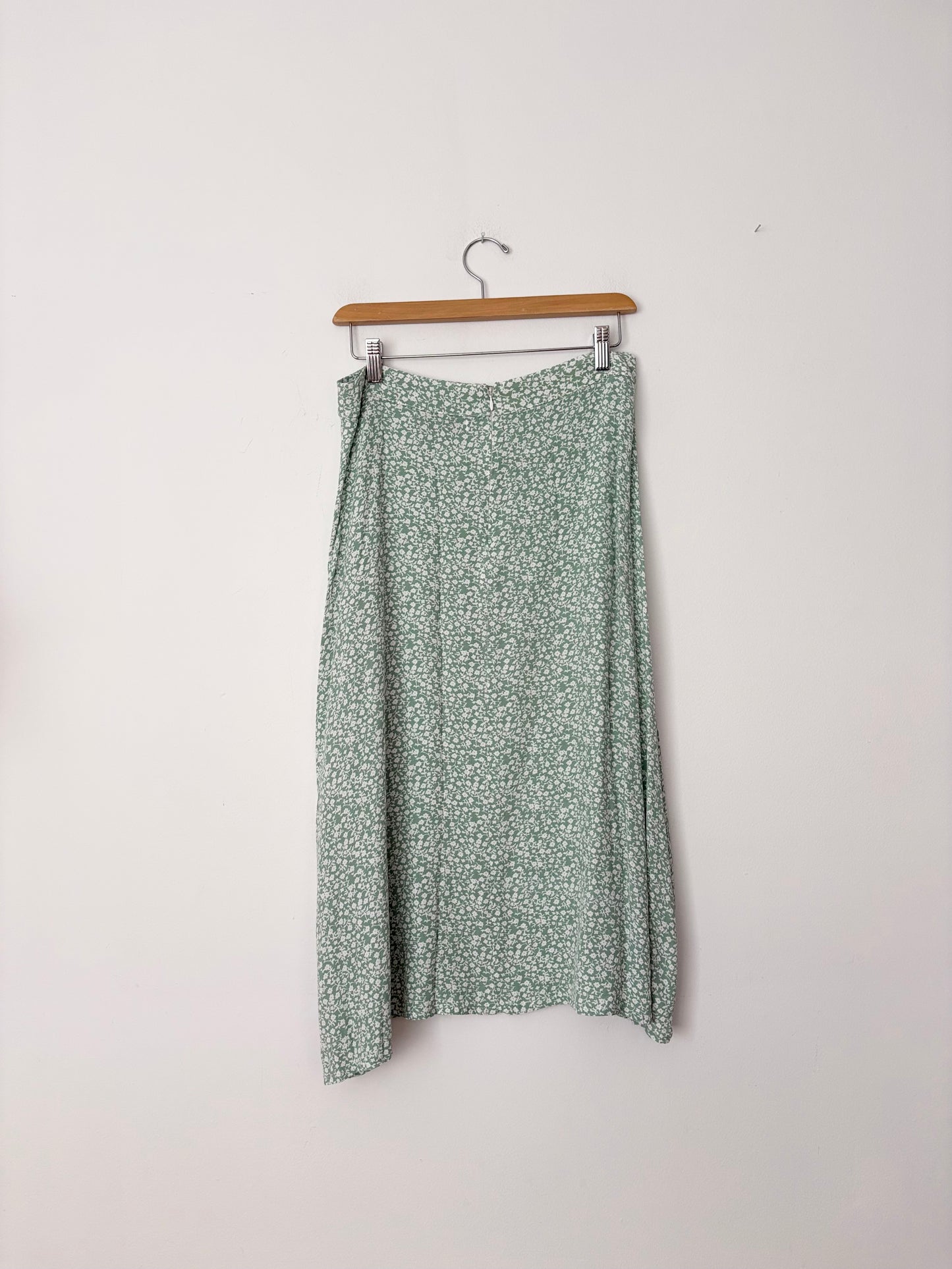 Jupe midi fleurie Racquel de la marque Faithfull, taille M/L