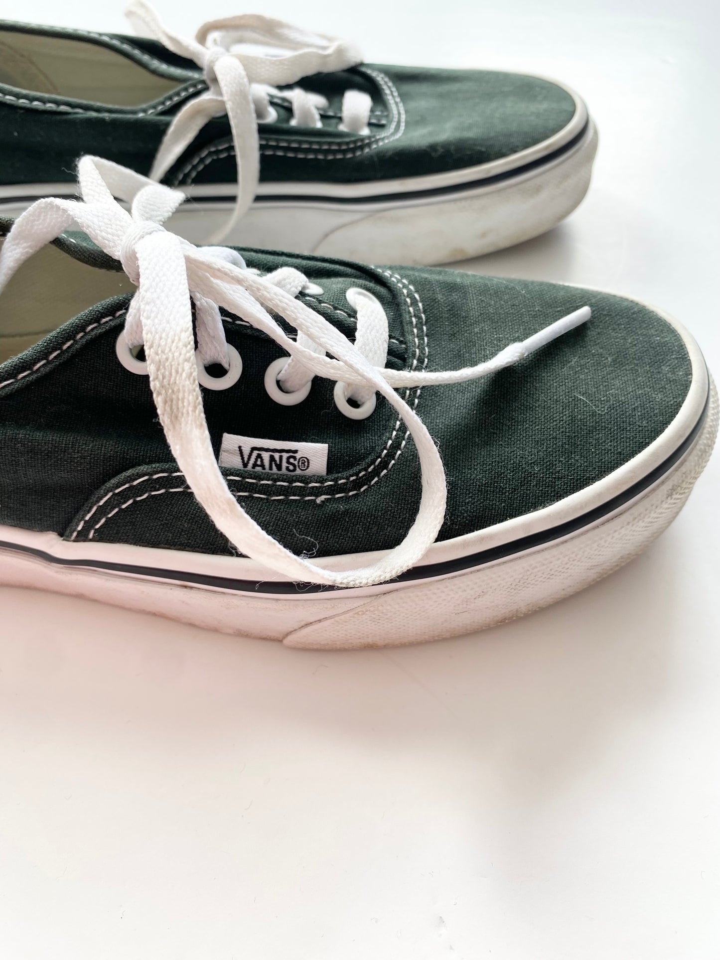 Vans authentic khaki lace ups US5.5
