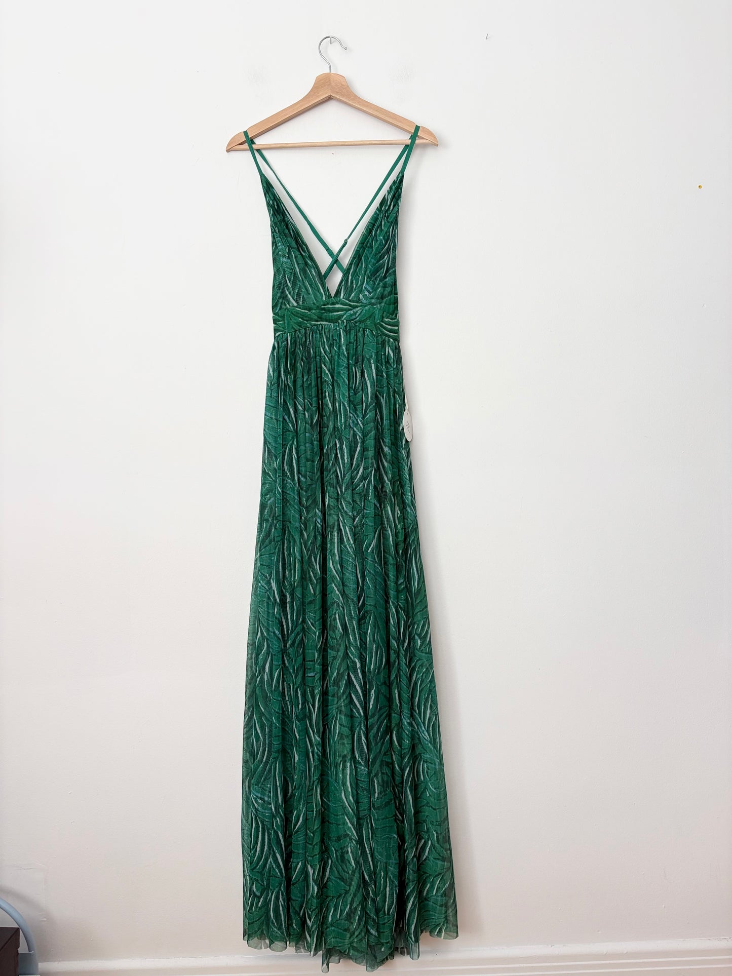 Luxxel Belgrade leaf print maxi dress Small