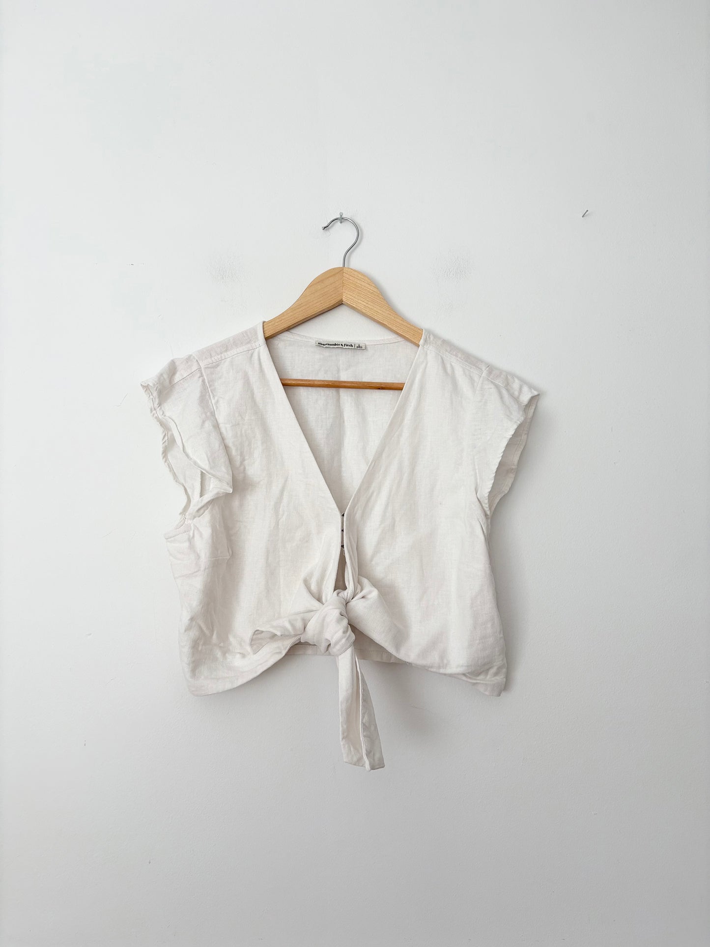 Abercrombie & Fitch linen tie front top M/L