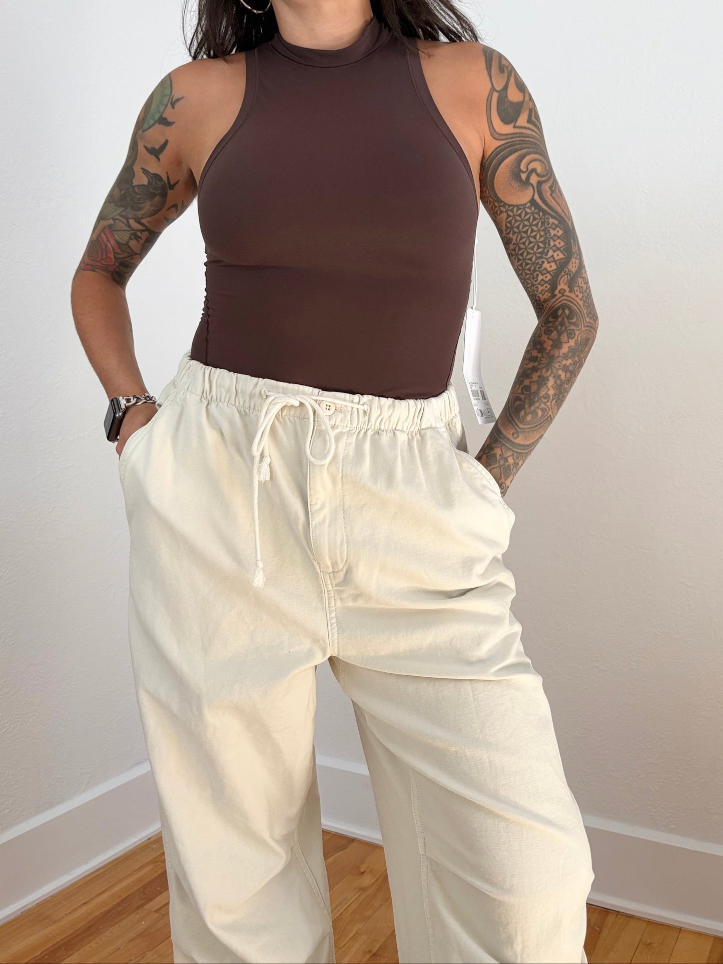 Lululemon Wundermost Ultra-Soft Nulu Mockneck Tank Top Medium