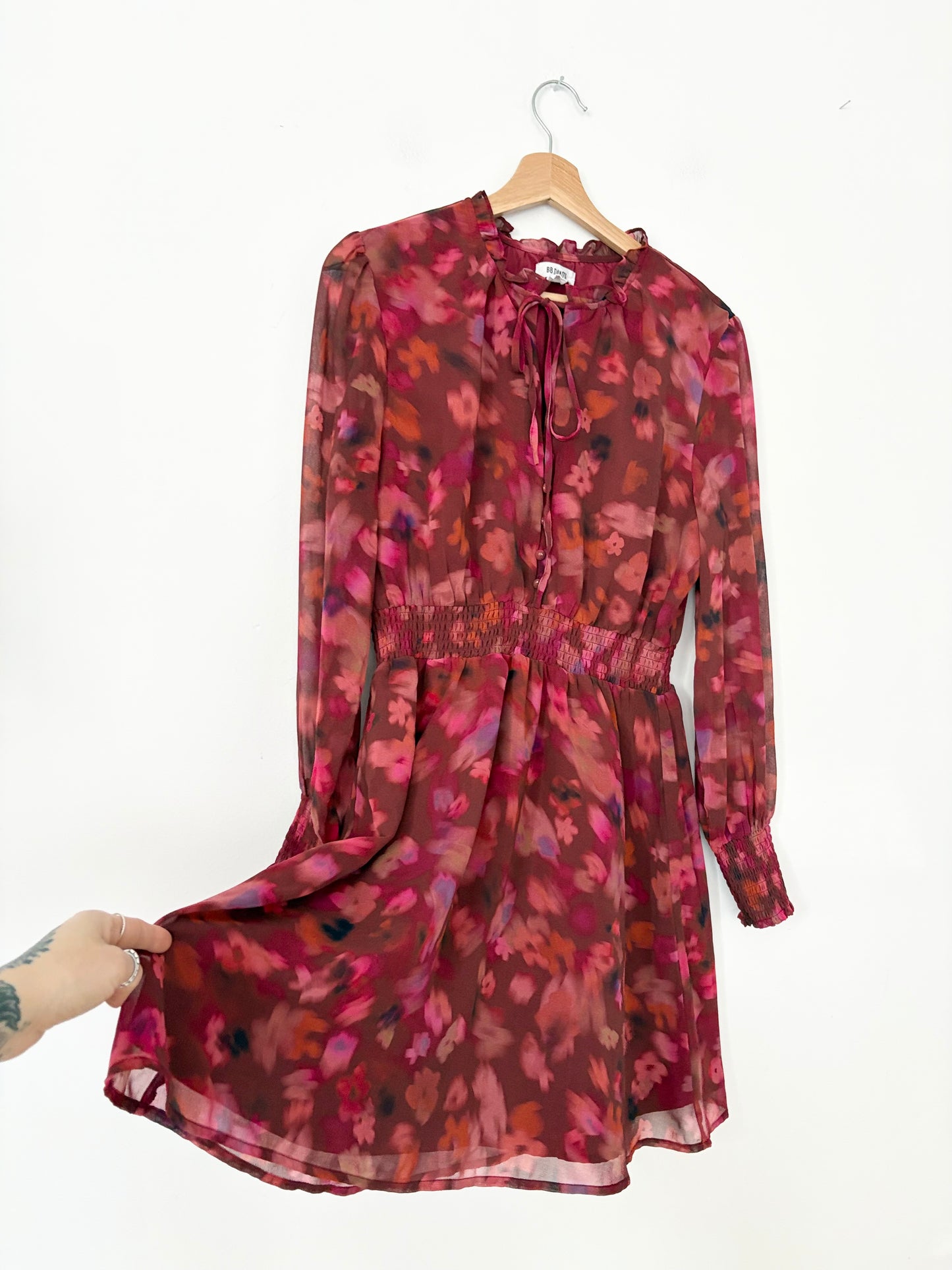 BB Dakota floral chiffon dress Large