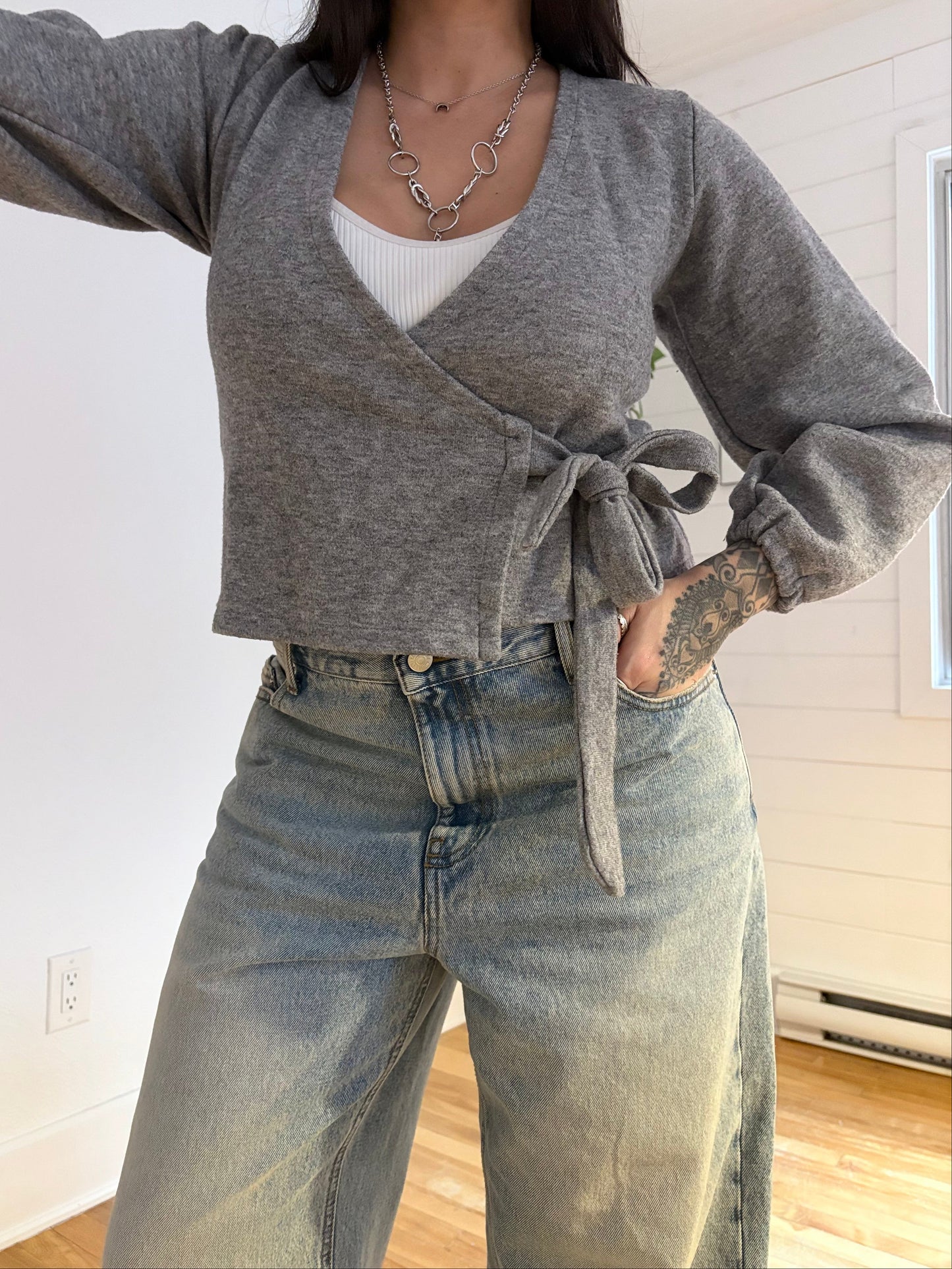 Daily story wrap sweatshirt XS/S