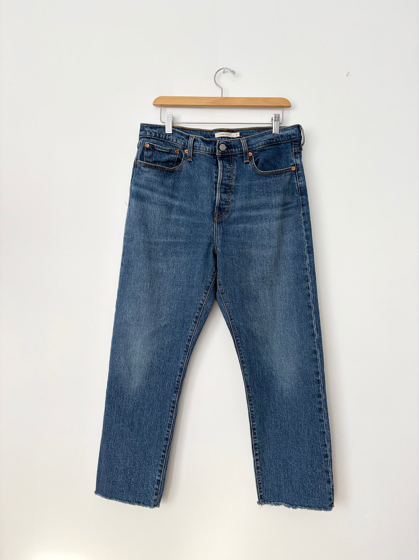 Jean droit Levis Wedgie W31