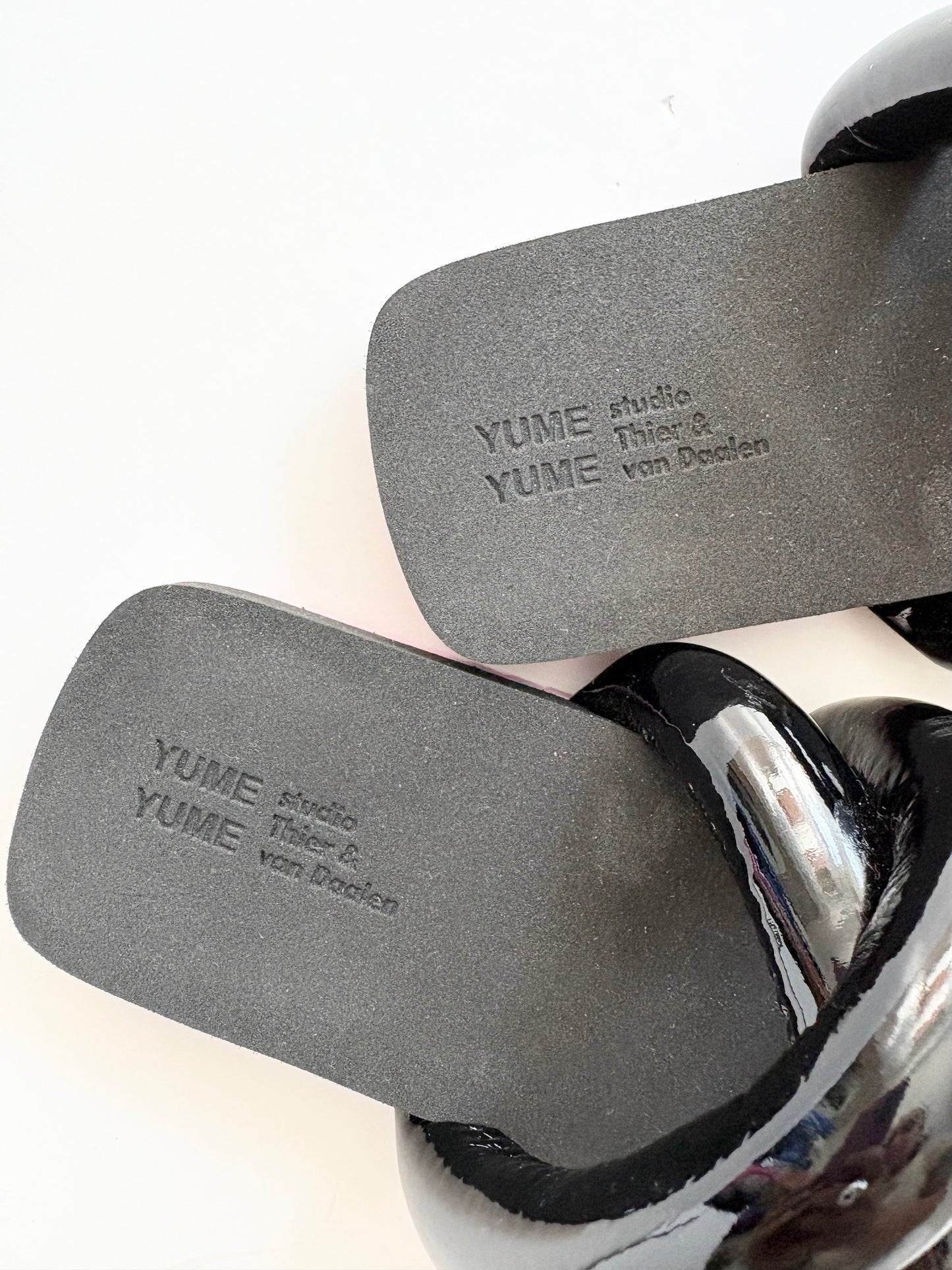 Yume Yume Tyre puffy slides US5.5