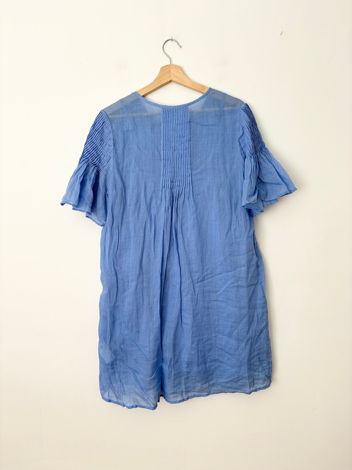 Banana Republic ramie pintuck dress Medium