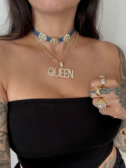 Noir NYC queen gold plated necklace