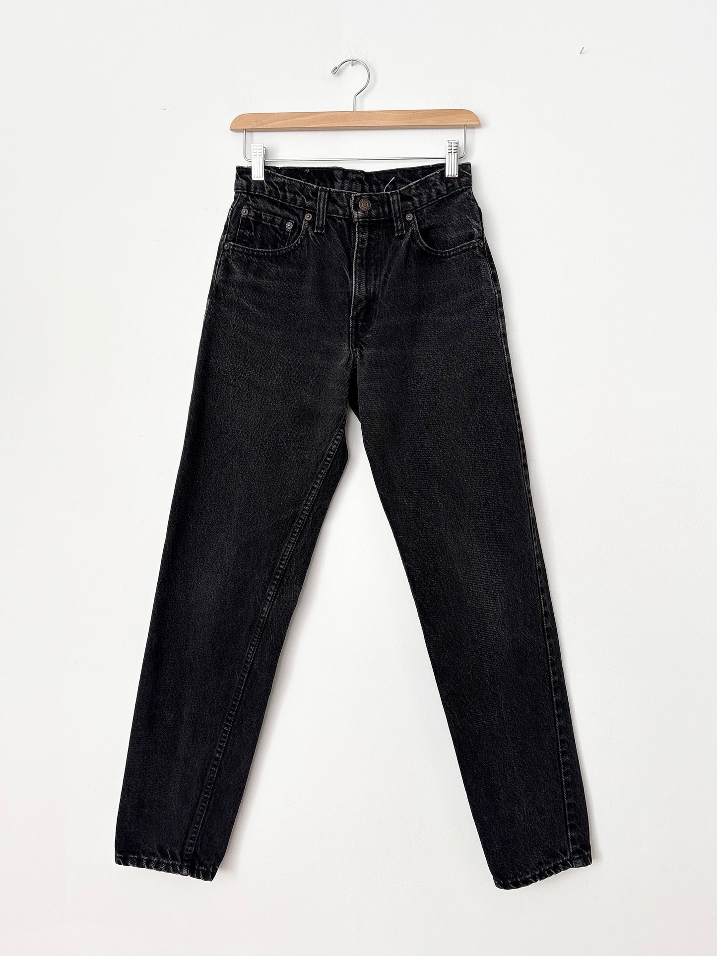 Vintage black levis 550 W25/26