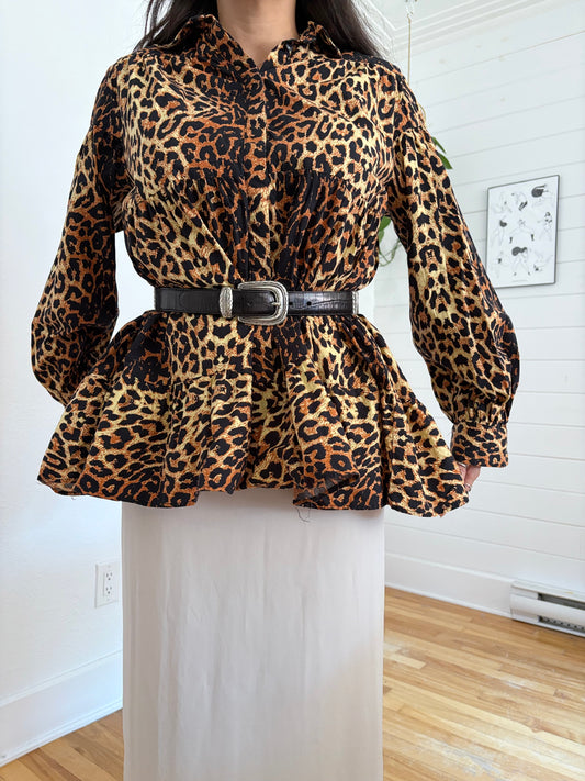 Topshop leopard tiered blouse M/L