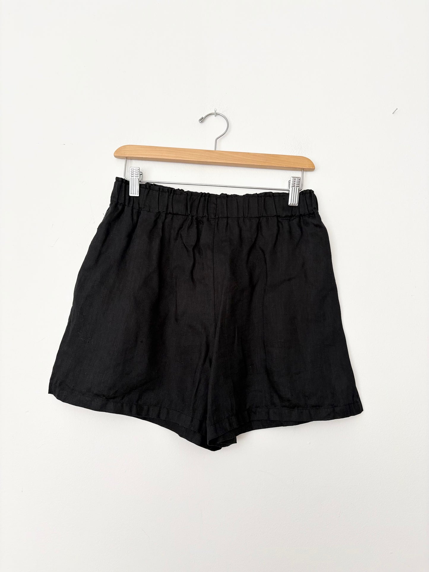 The thrities by GK linen shorts Medium