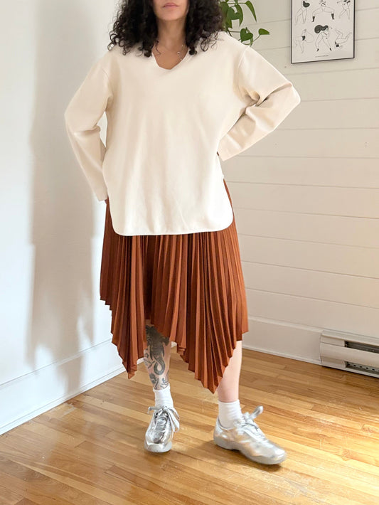 Arket round hemline crewneck sweater M/L