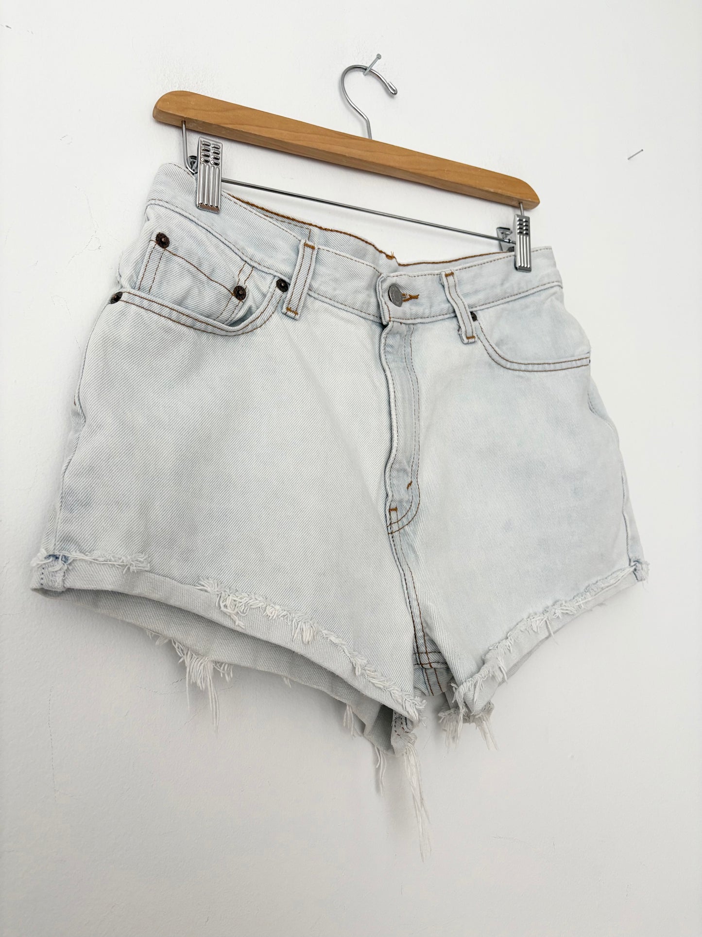 Vintage light wash levis cutoffs W28