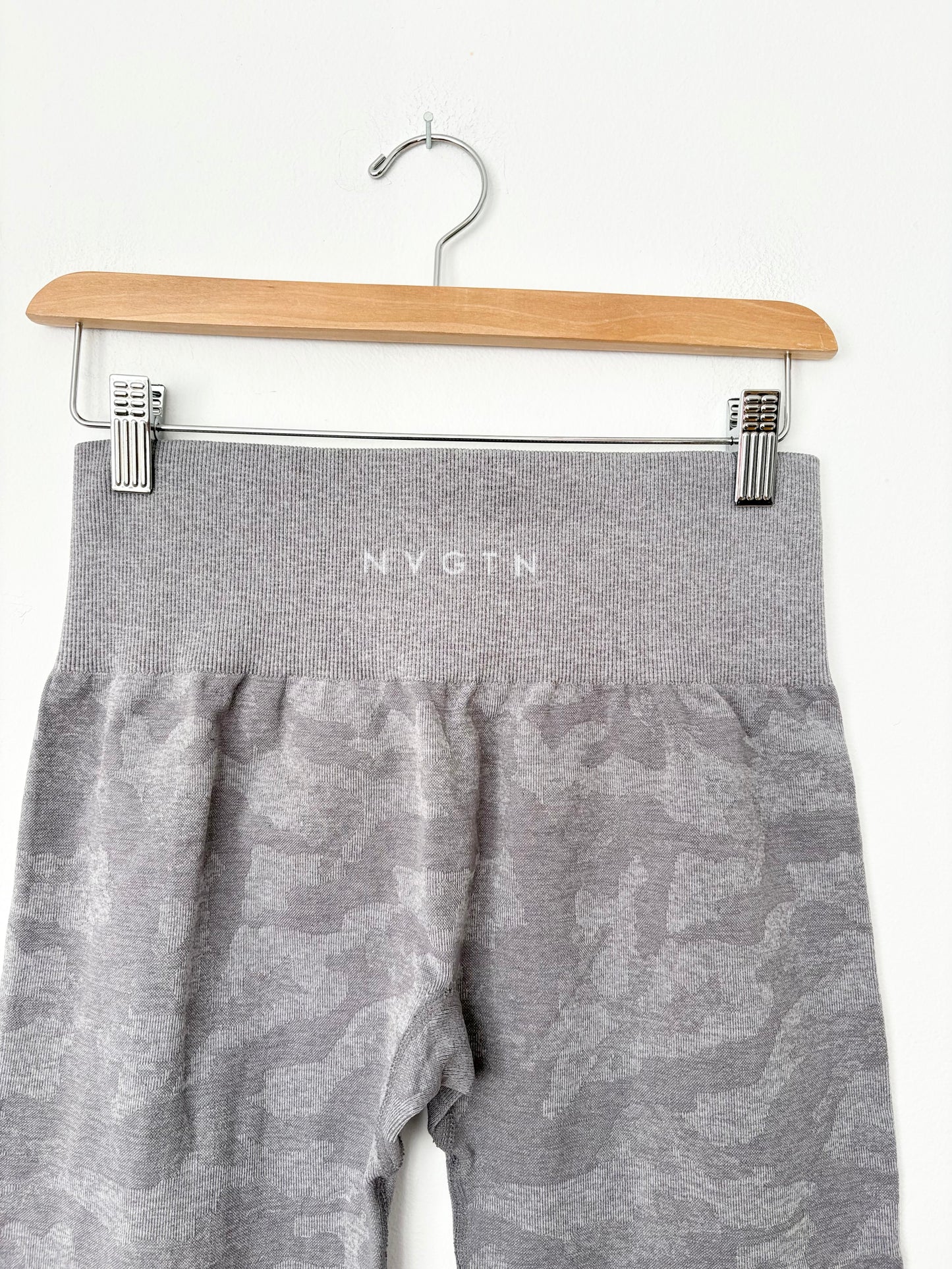 NVGTN grey camo seamless leggings Medium