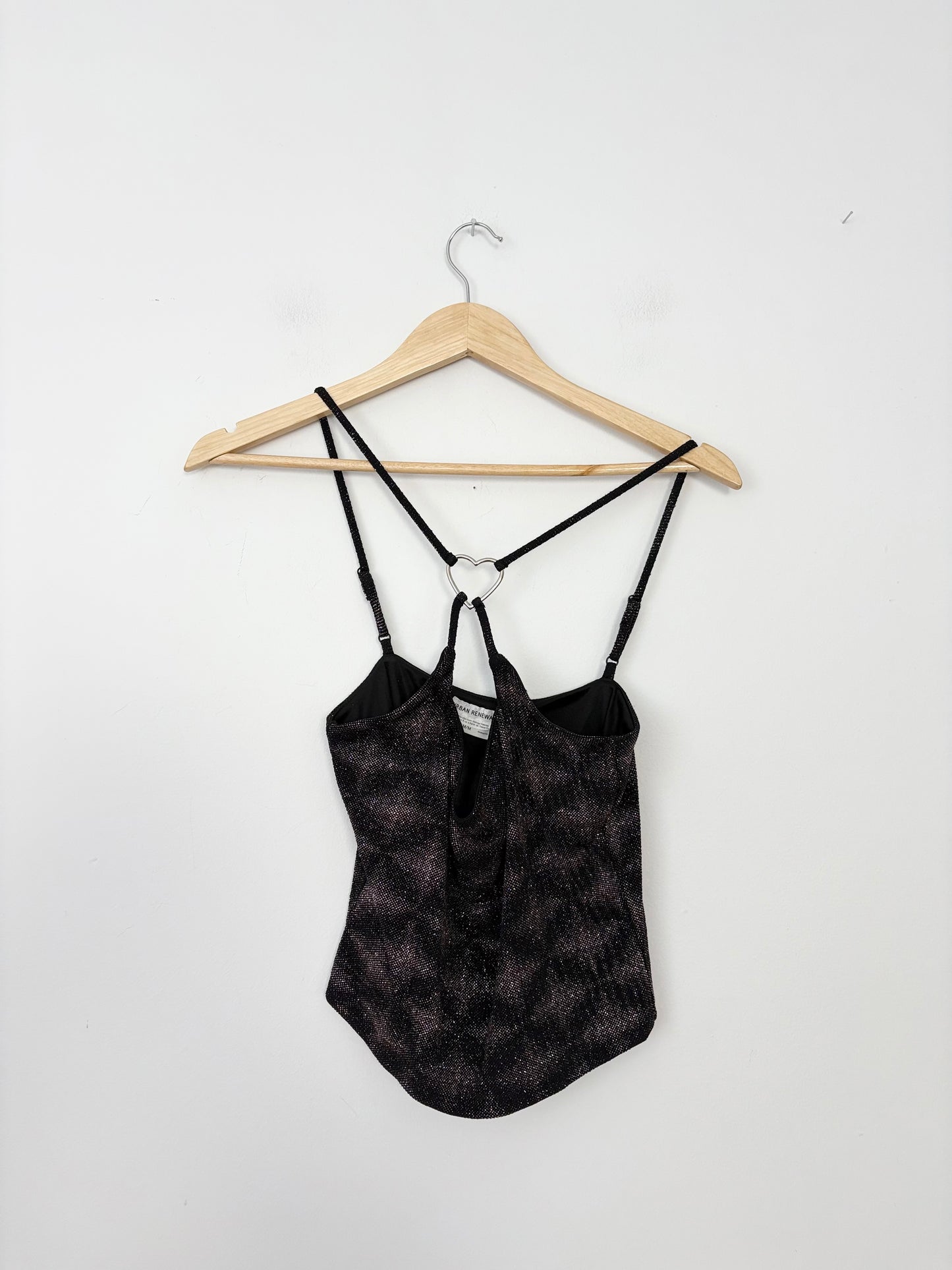 Urban Renewal Agnes Heart o-ring tank top S/M