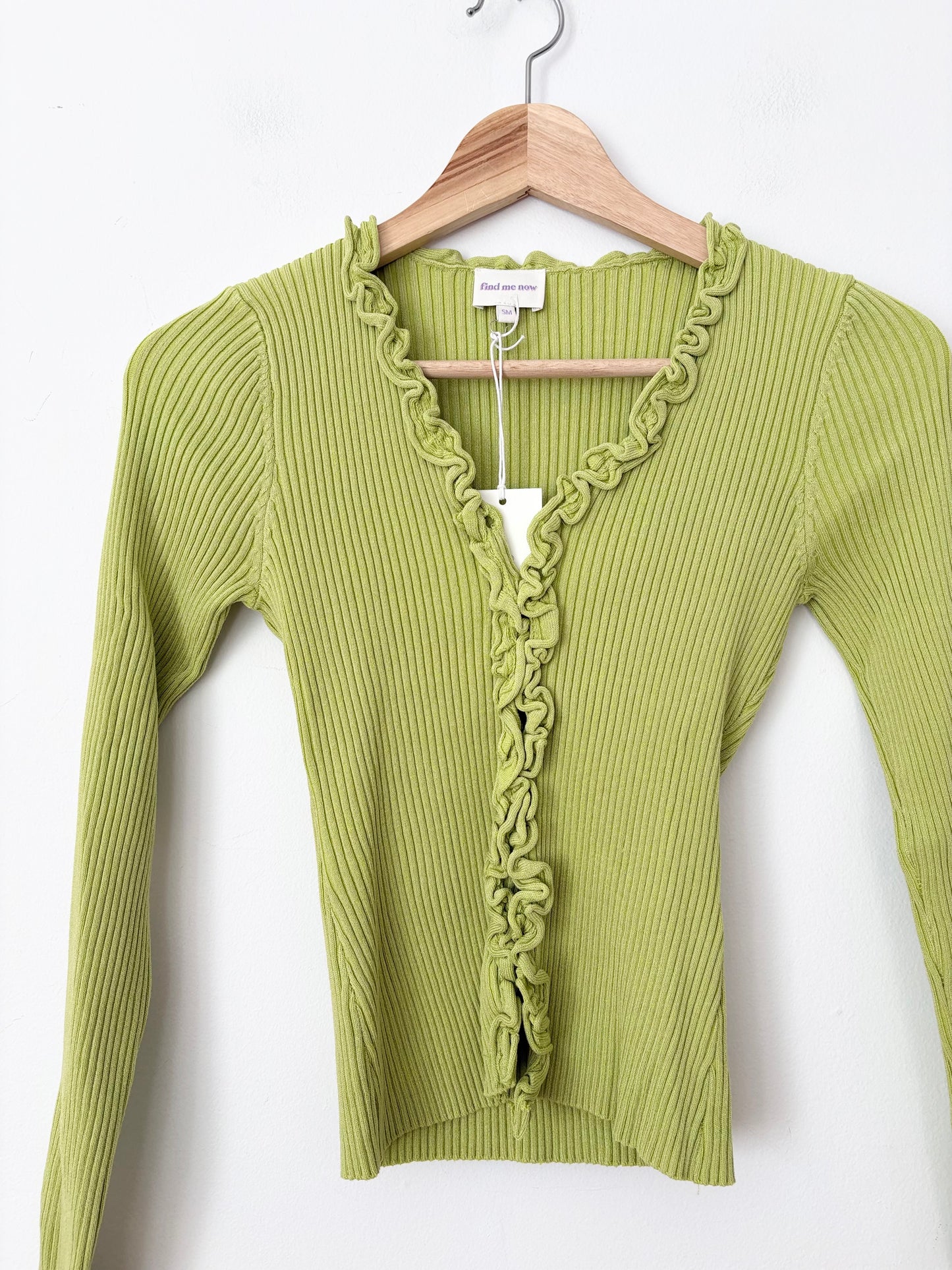 Trouvez-moi maintenant le cardigan en maille volanté vert Charlie S/M