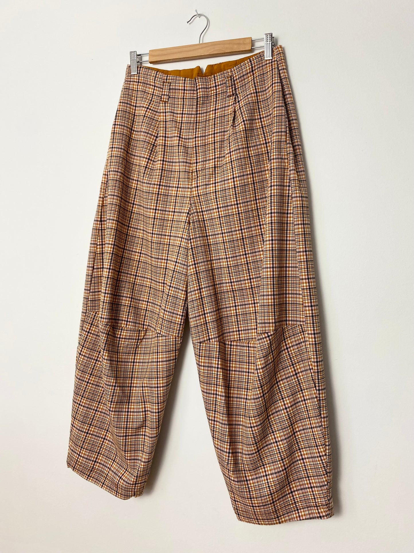 Free People Barrel leg checkered trousers W27