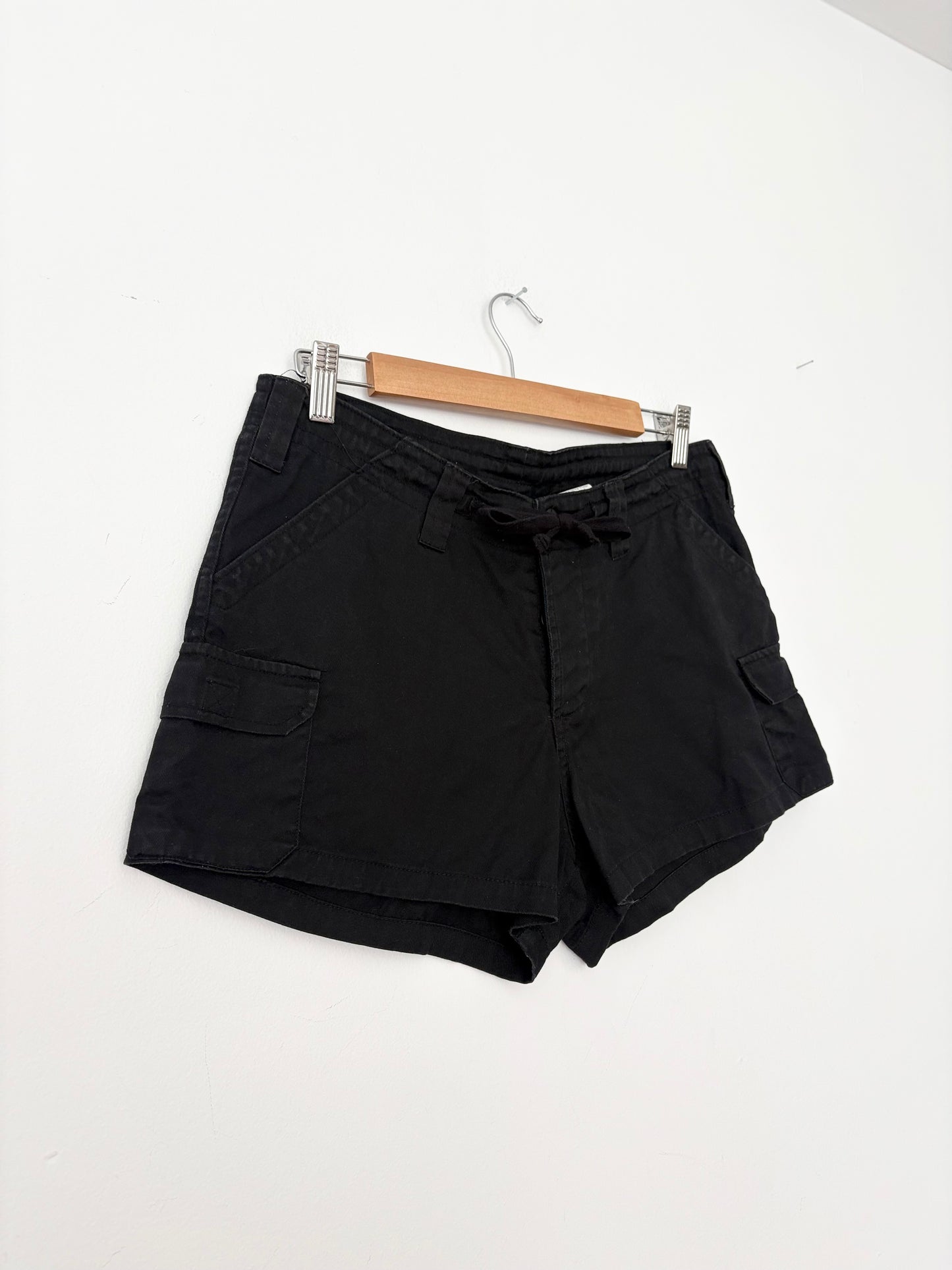 Y2K cargo mini shorts W28/29