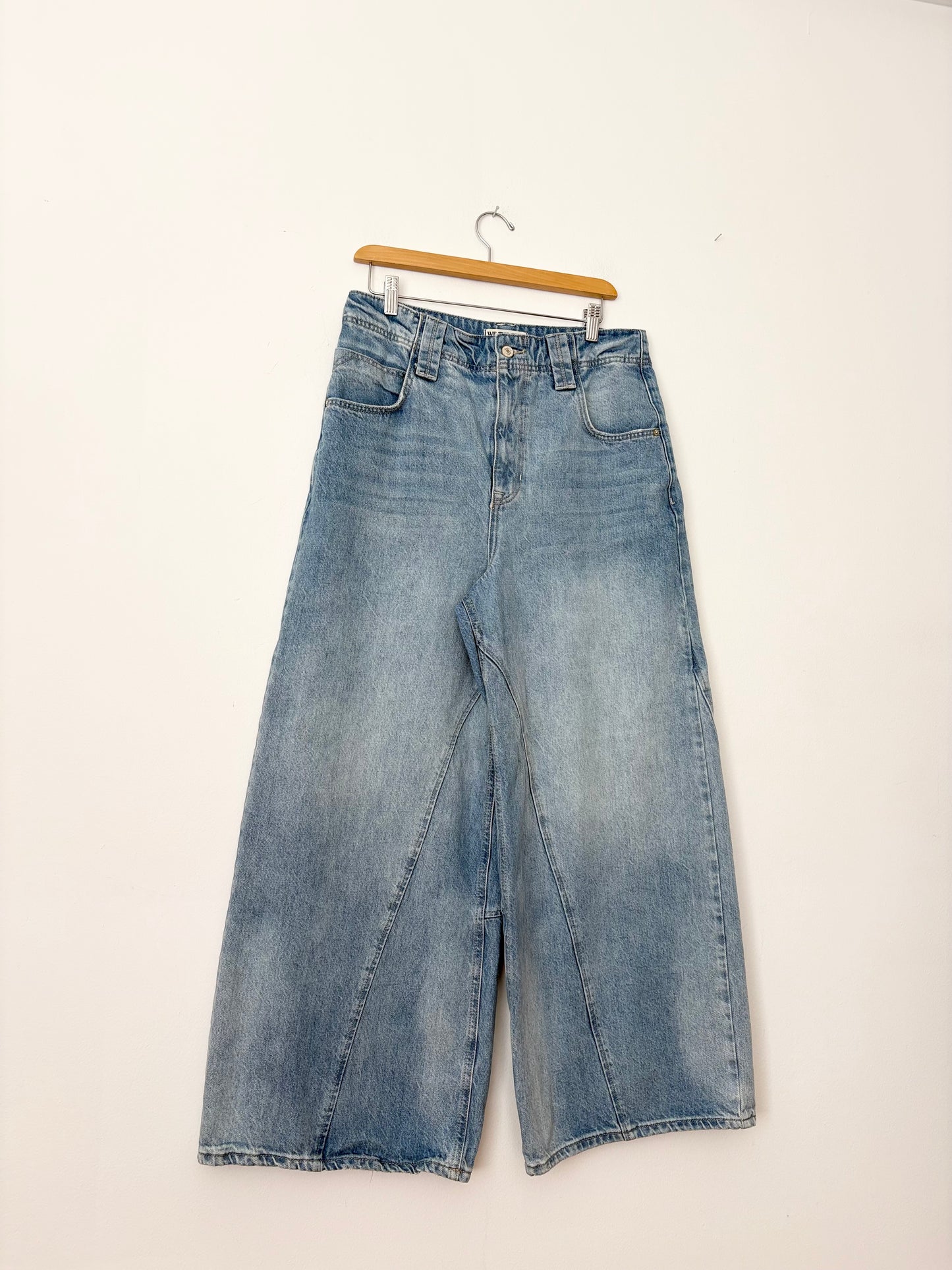 Jean large Free People chill vibes W28/29