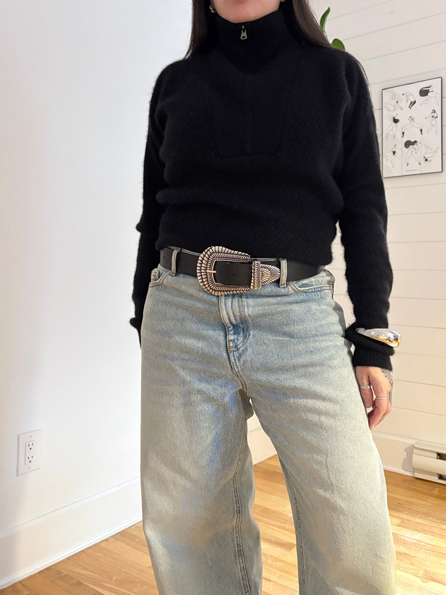 Saks Fifth Ave quarter zip cashmere sweater Medium