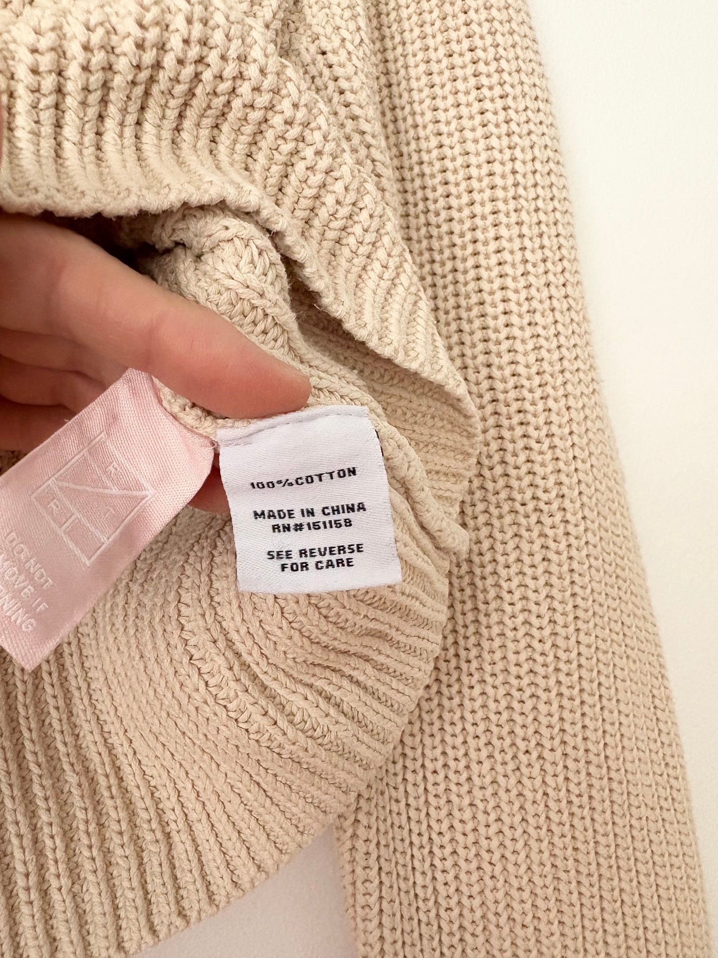 525 America varsity V-neck cropped sweater XS/S