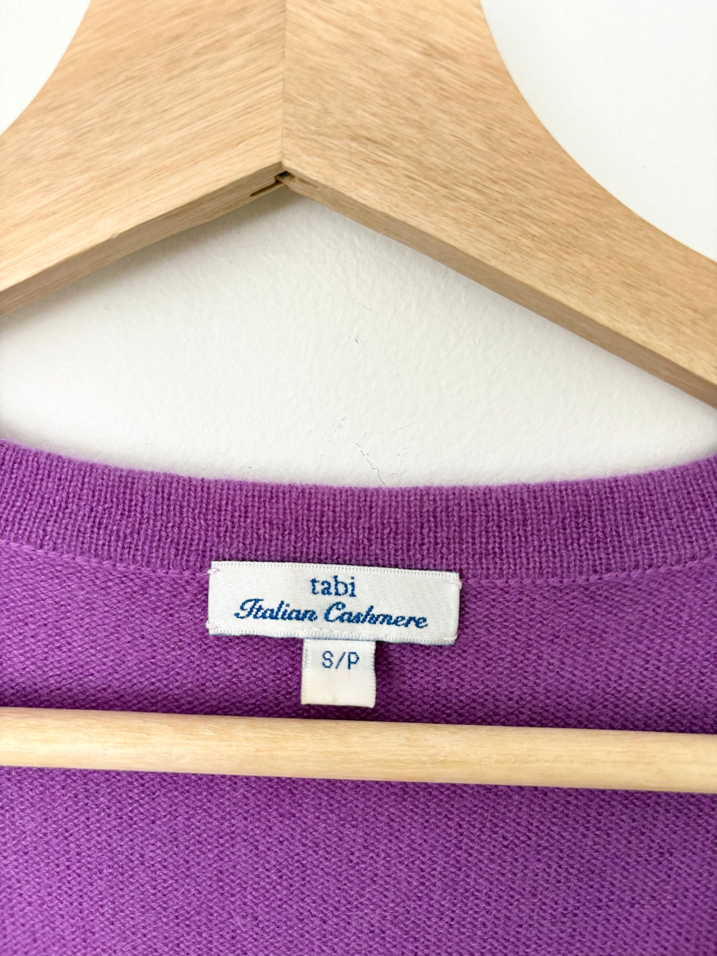 Tabi cashmere sleeveless cardigan S/M