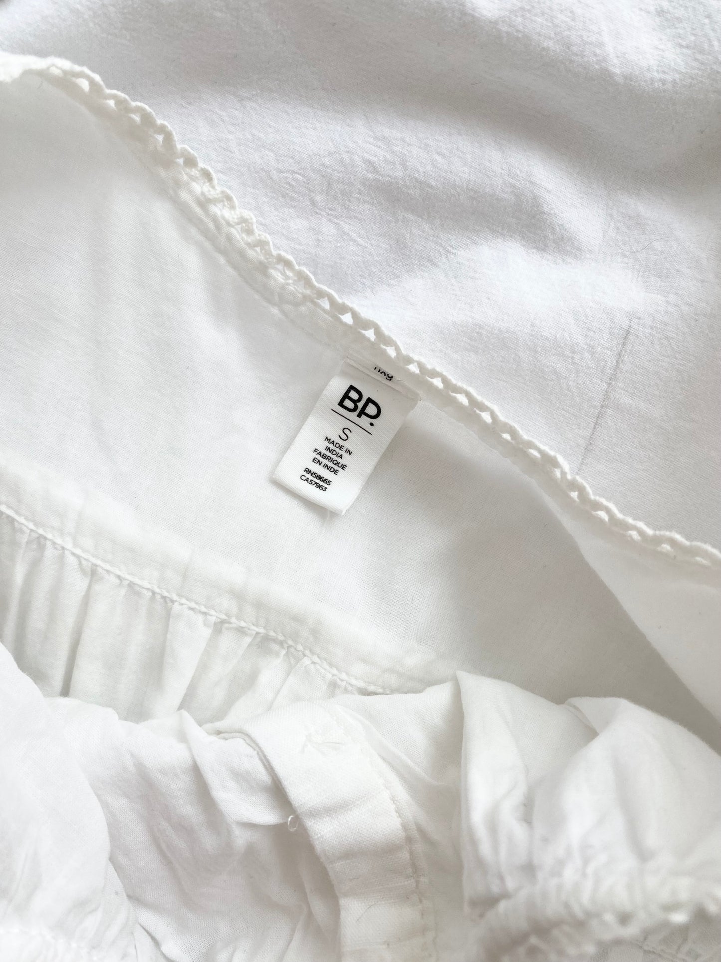 BP. Minirobe boutonnée en coton sur le devant Small 