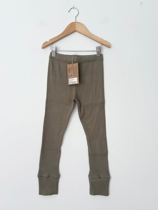 The simple folk ribbed legging in sage 5/6Y