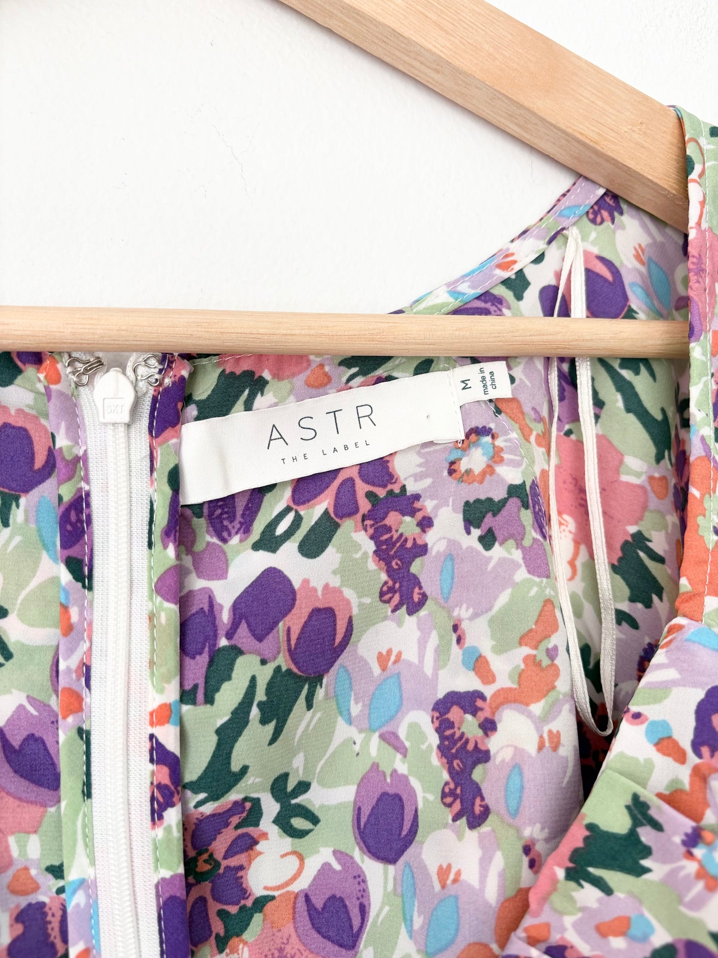 ASTR the label chemisier floral à manches courtes Medium