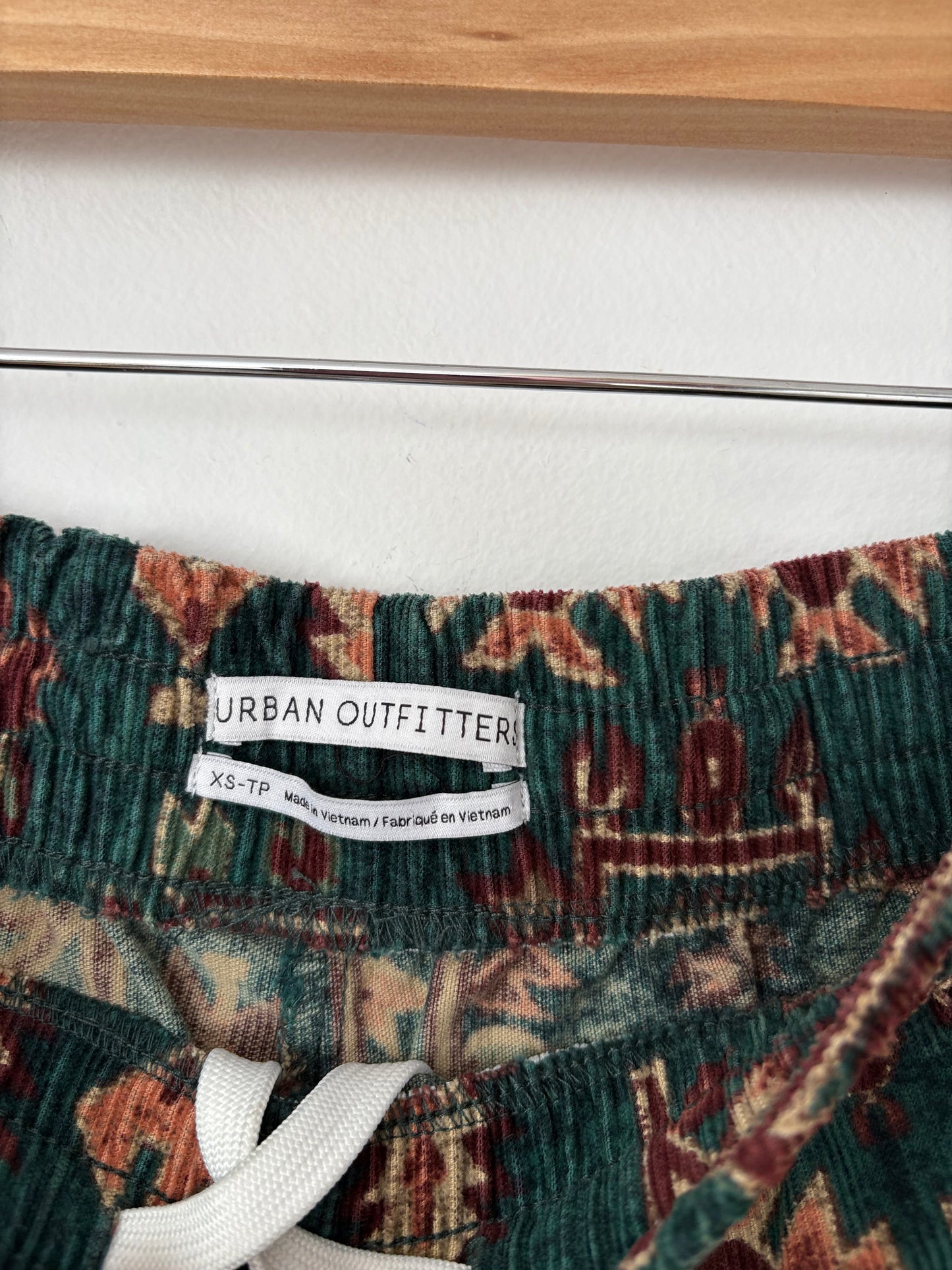 Urban outfitters Peneloppe corduroy joggers XS