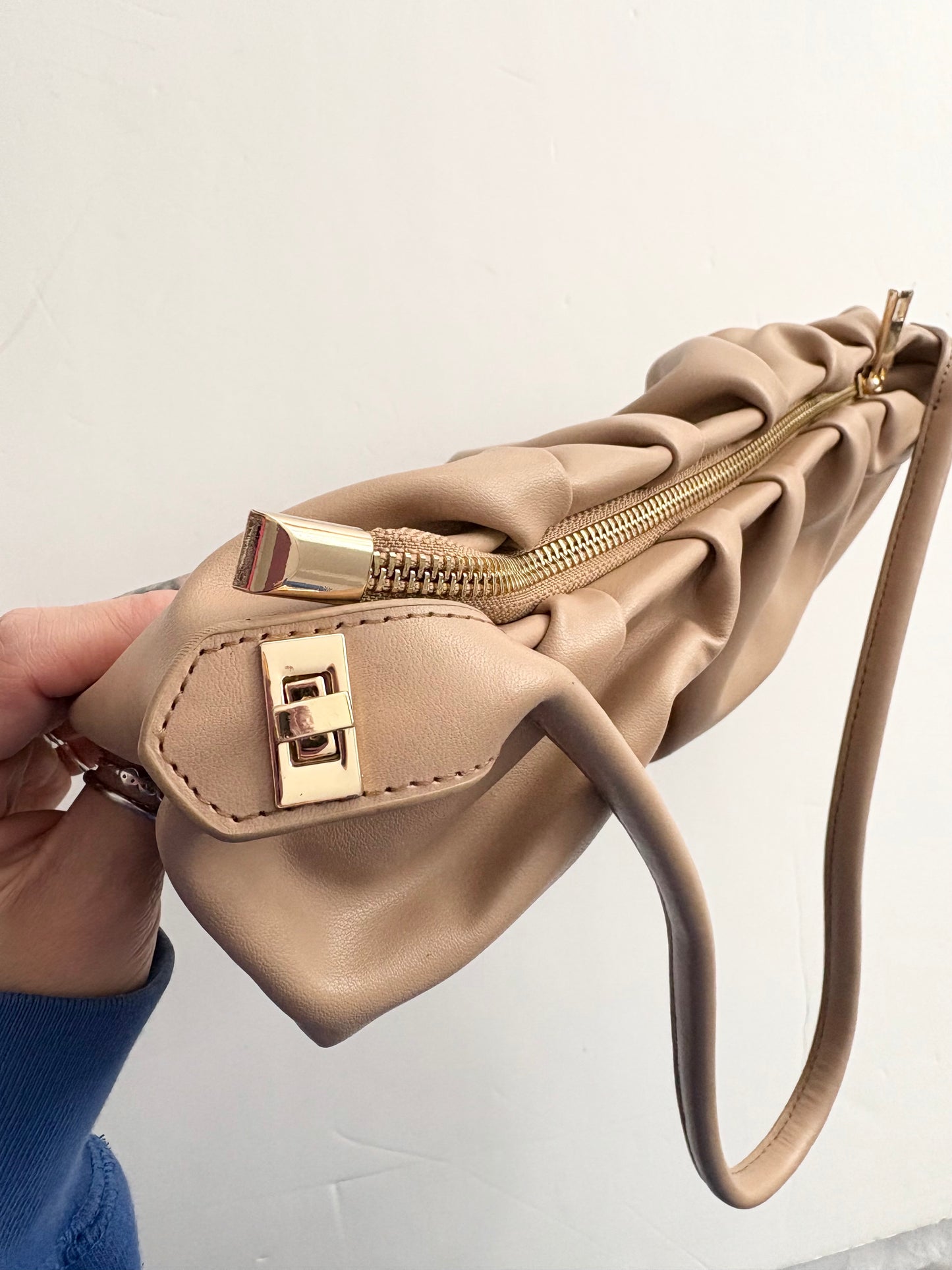 8 other reasons puff shoulder baguette bag