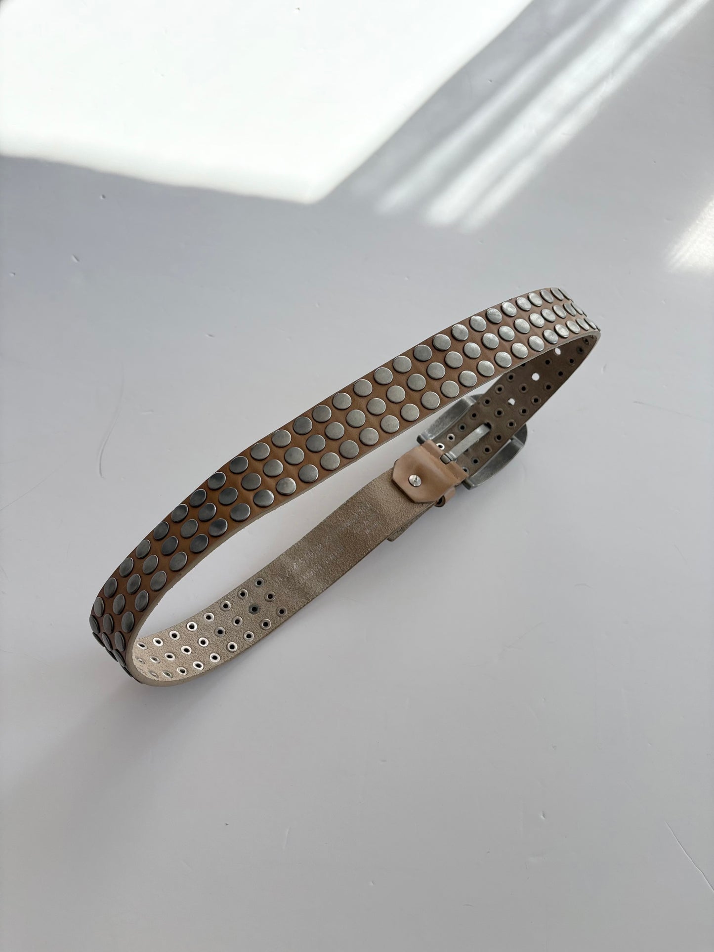 Studded leather belt M/L