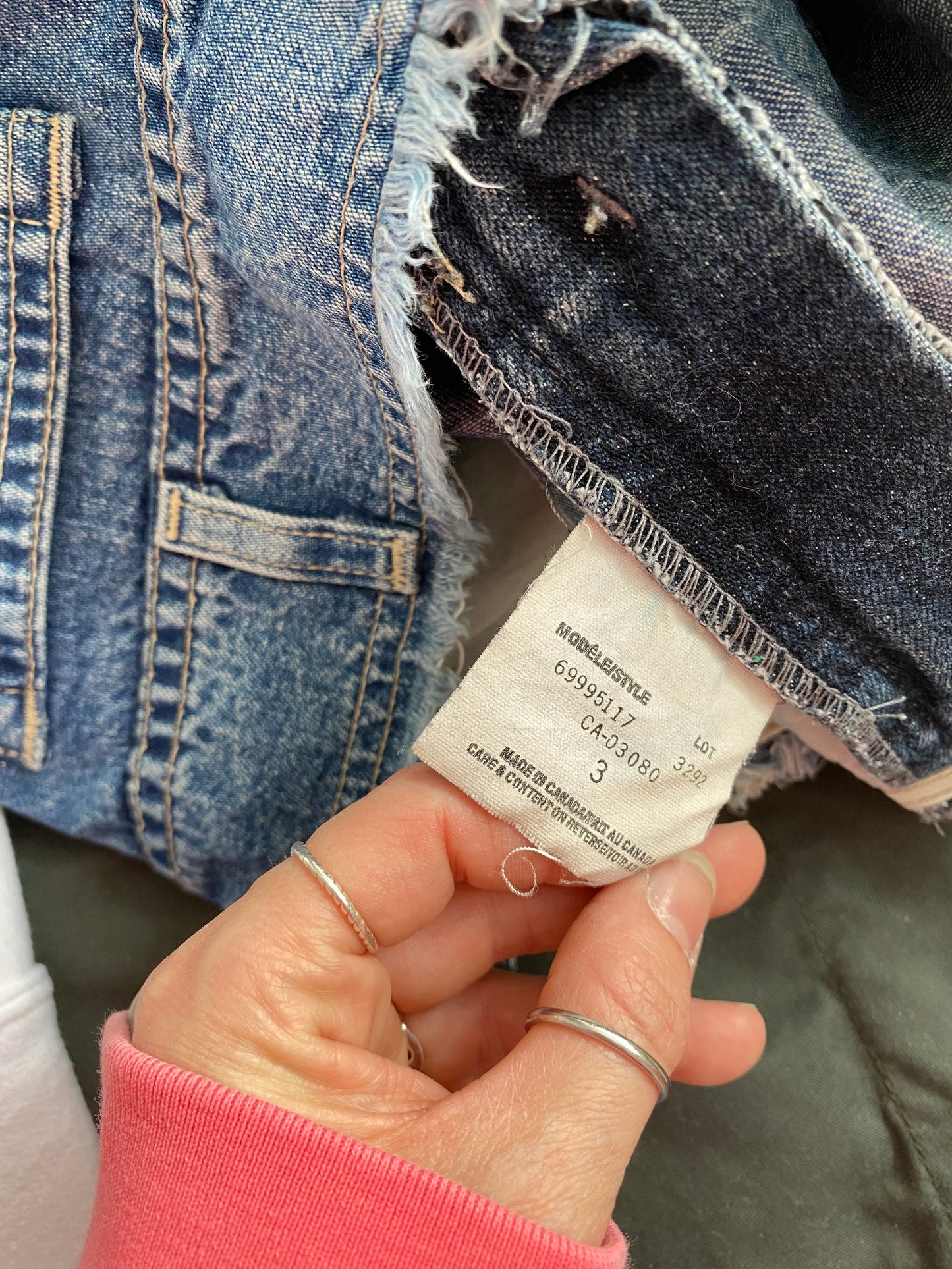 Vintage cobra frayed hem denim mini skirt W26-28